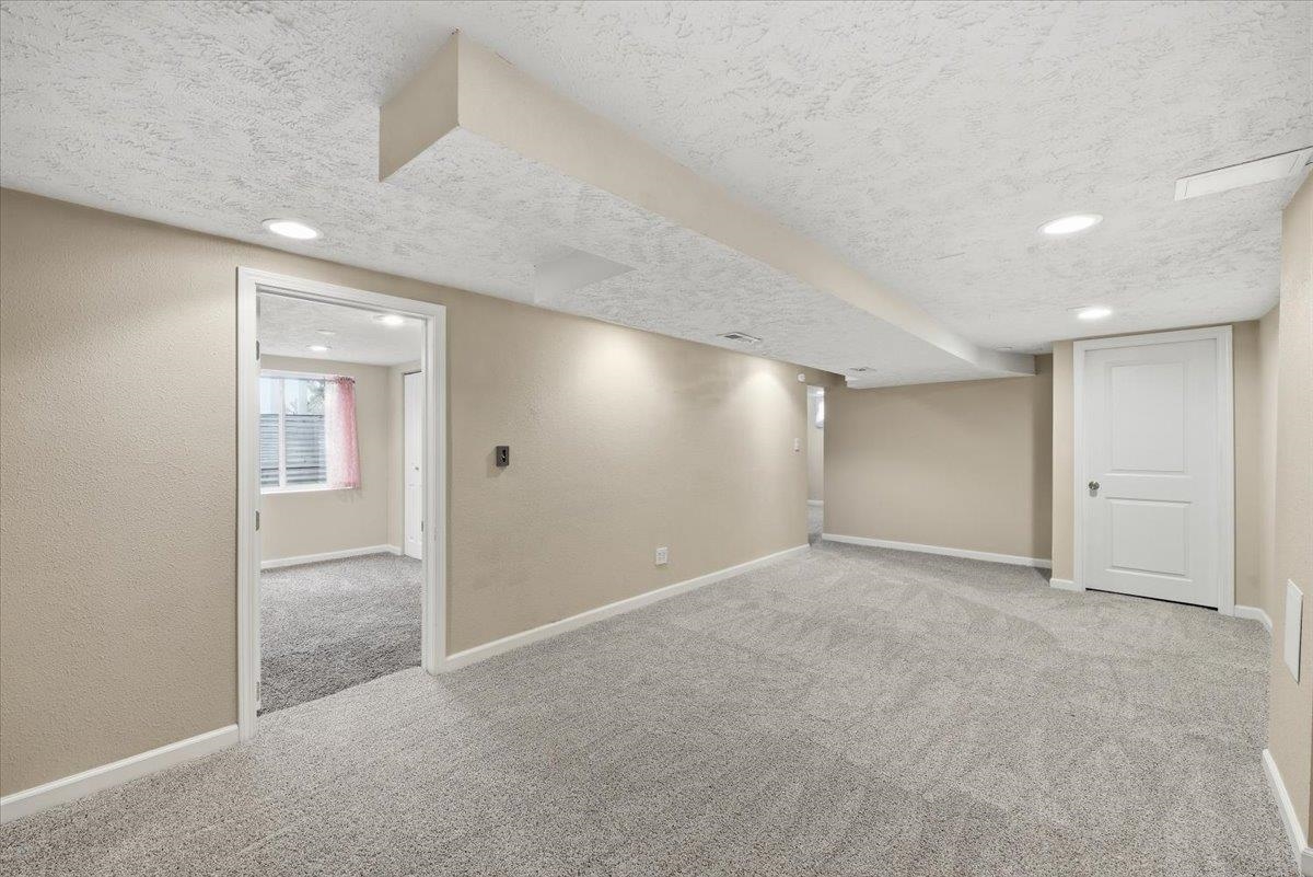 2827 W Wellesley Ave - Photo 17