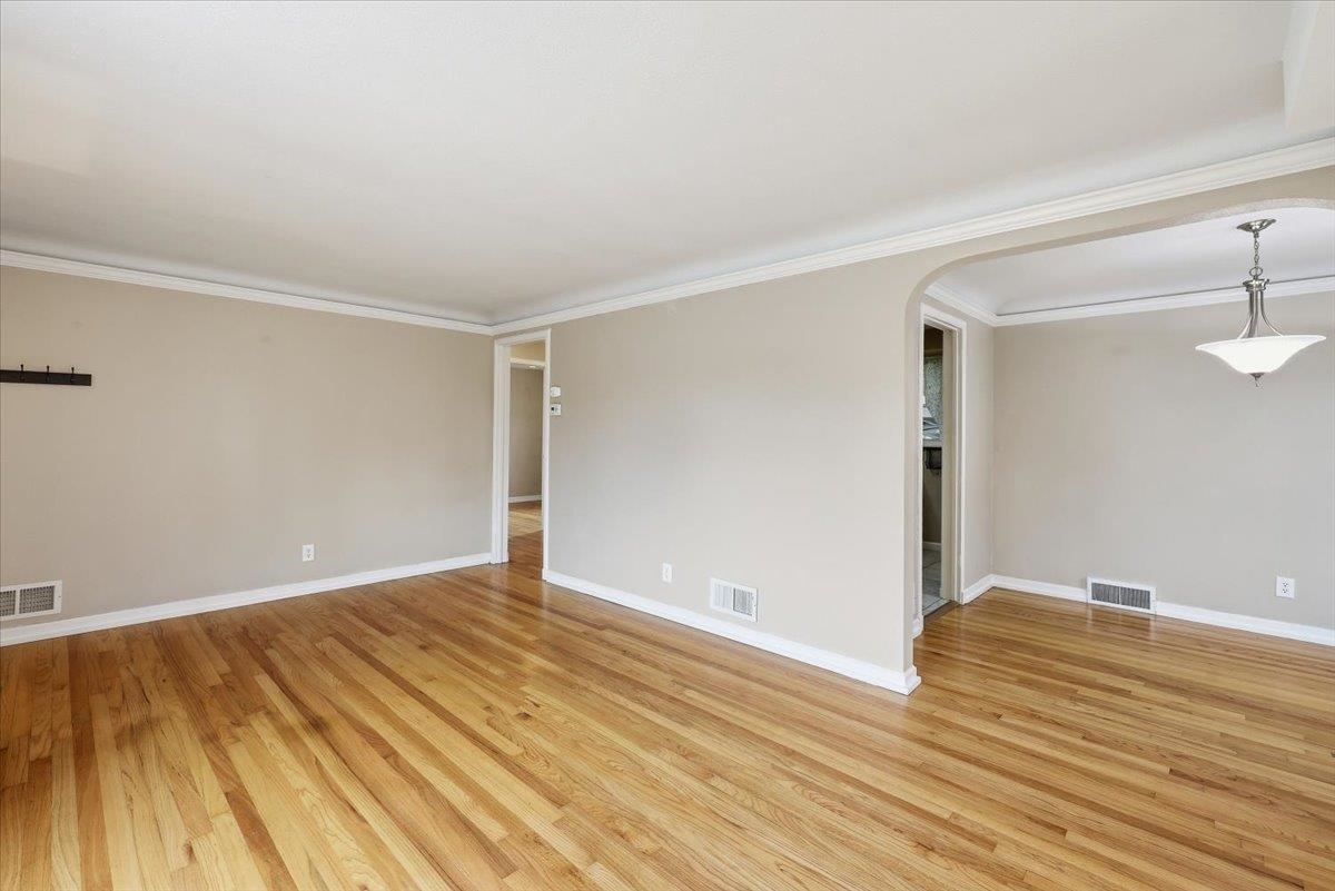 2827 W Wellesley Ave - Photo 6