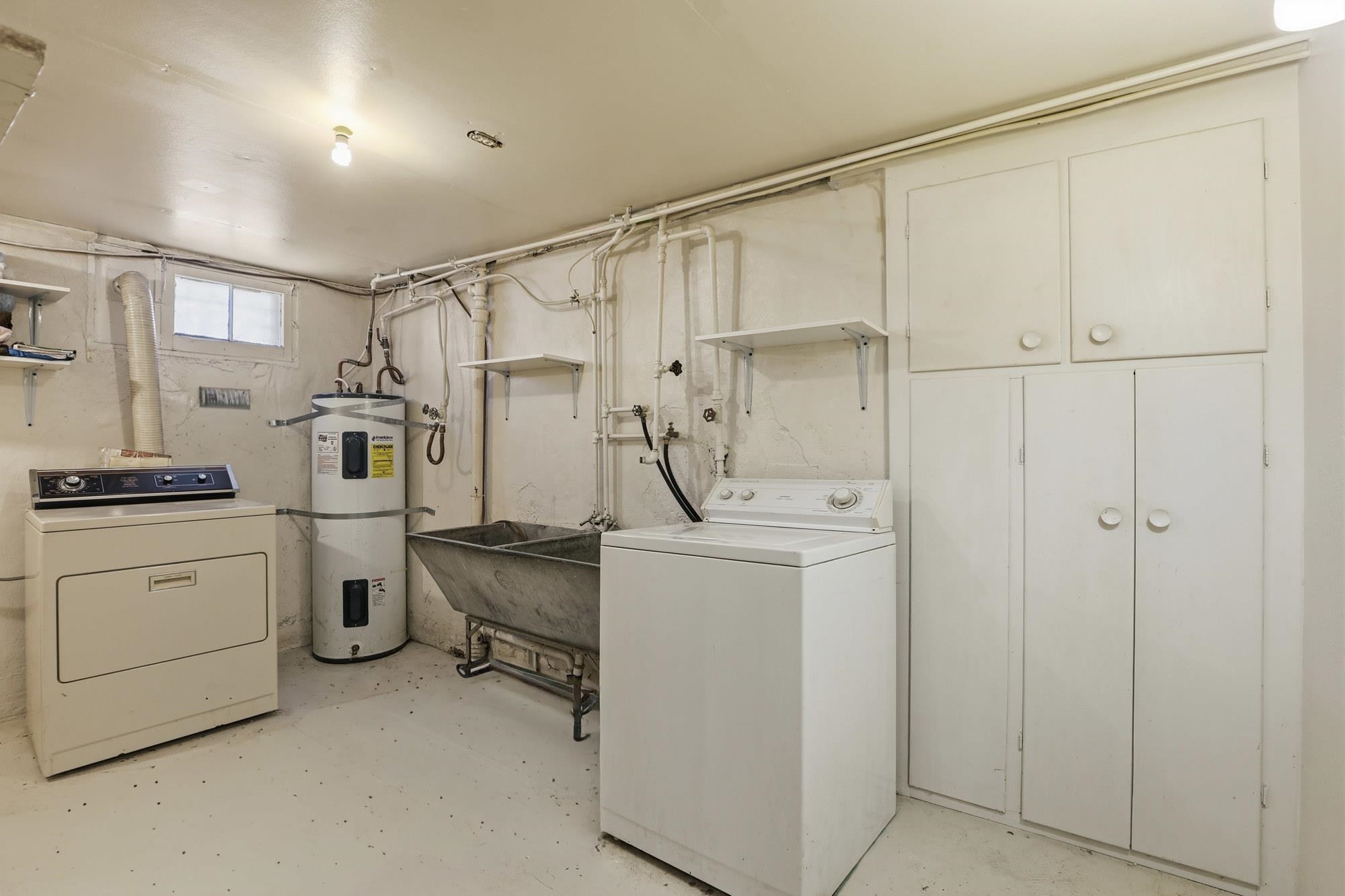 1103 E EMPIRE Ave - Photo 19