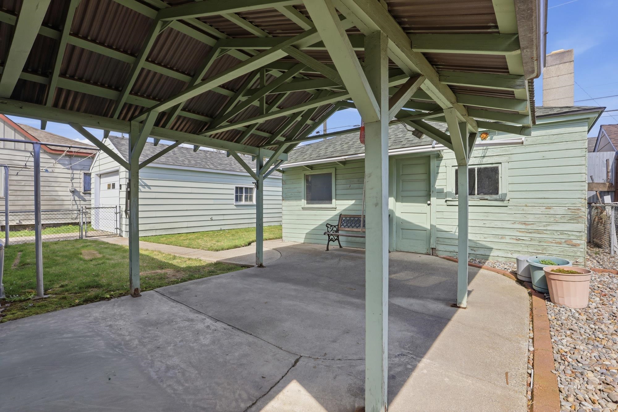 1103 E EMPIRE Ave - Photo 23