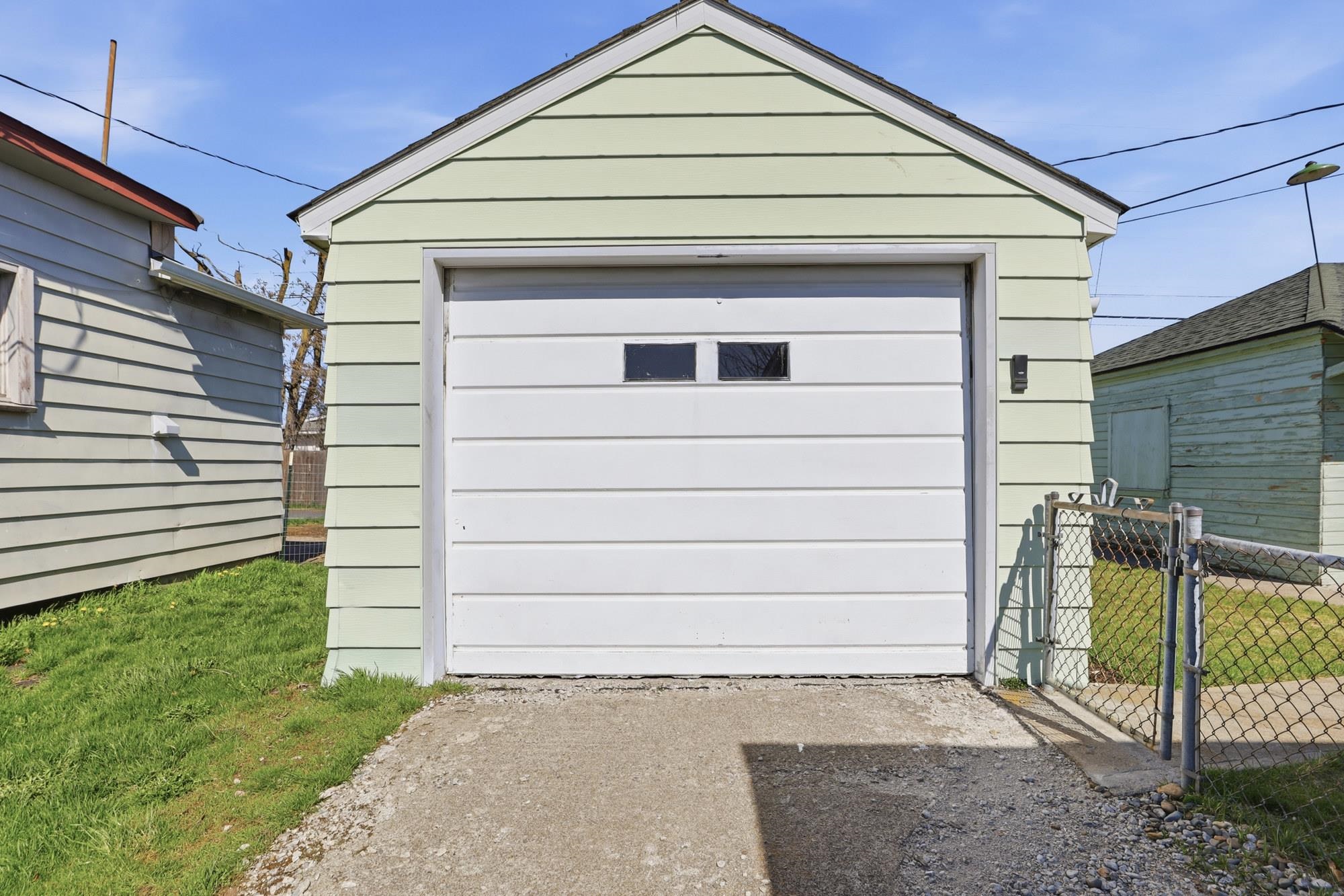 1103 E EMPIRE Ave - Photo 31