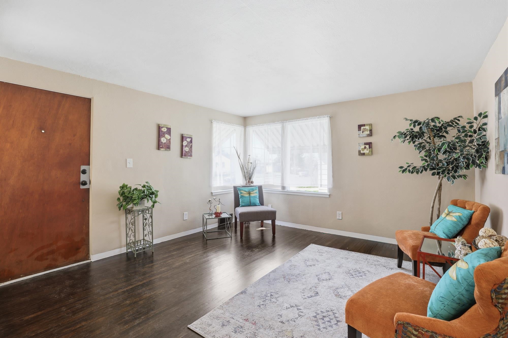 1103 E EMPIRE Ave - Photo 5