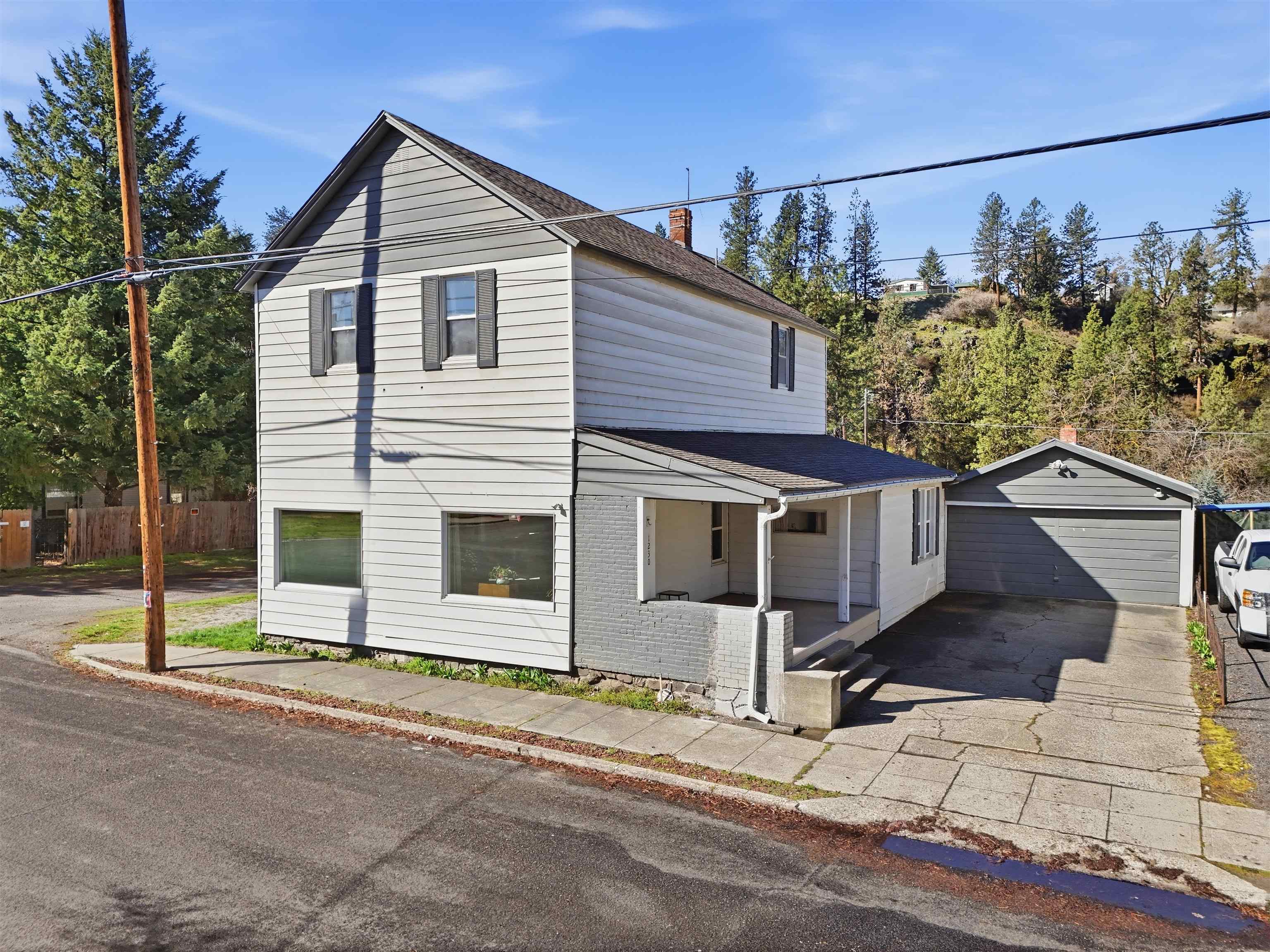 1230 S Coeur d'Alene St - Photo 1