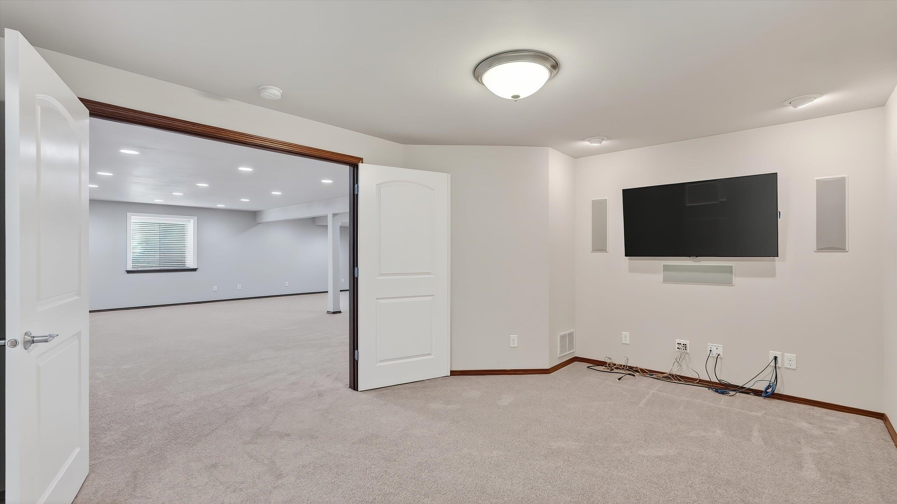 116 N Helstrom Dr - Photo 32