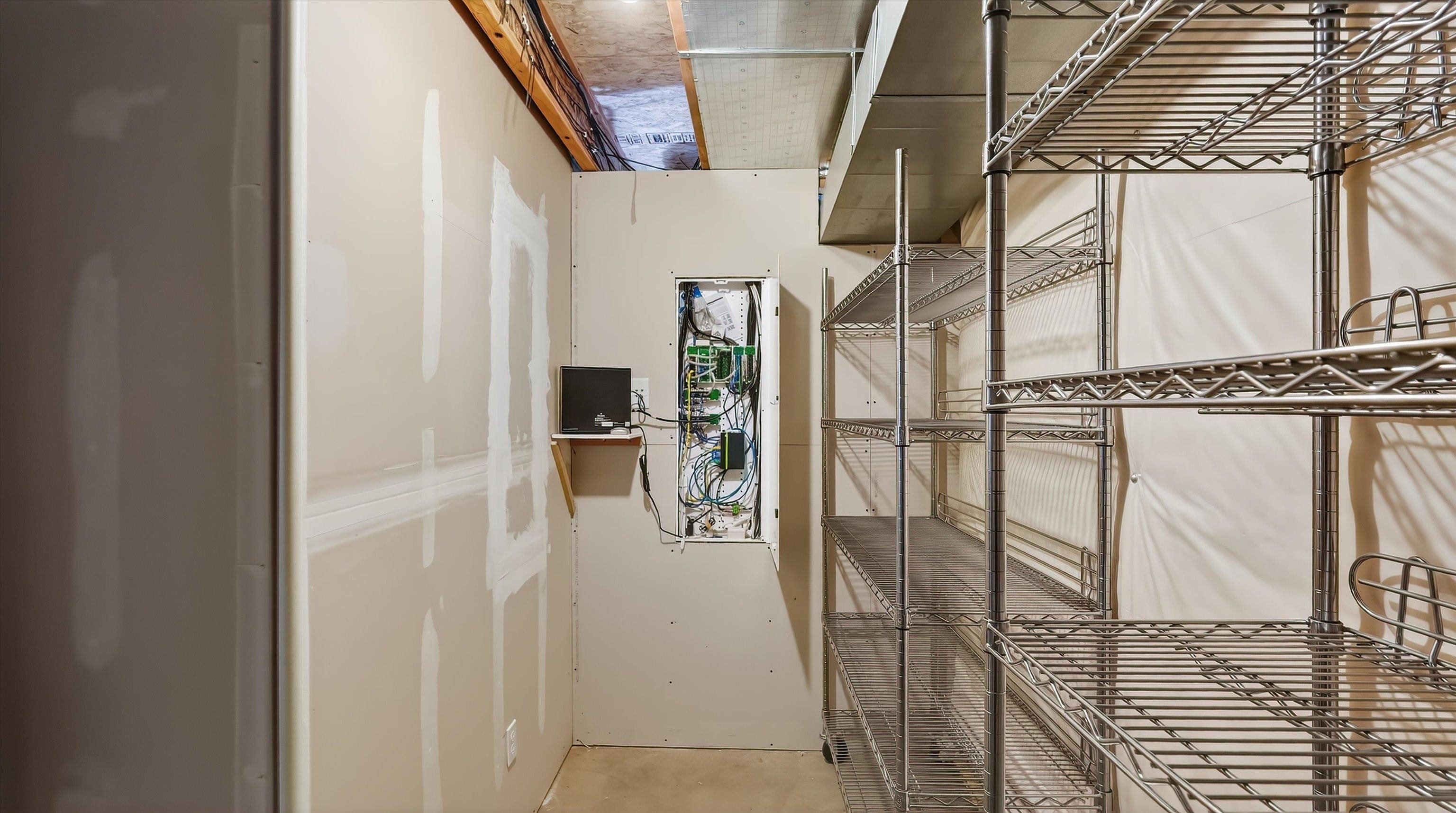 116 N Helstrom Dr - Photo 35