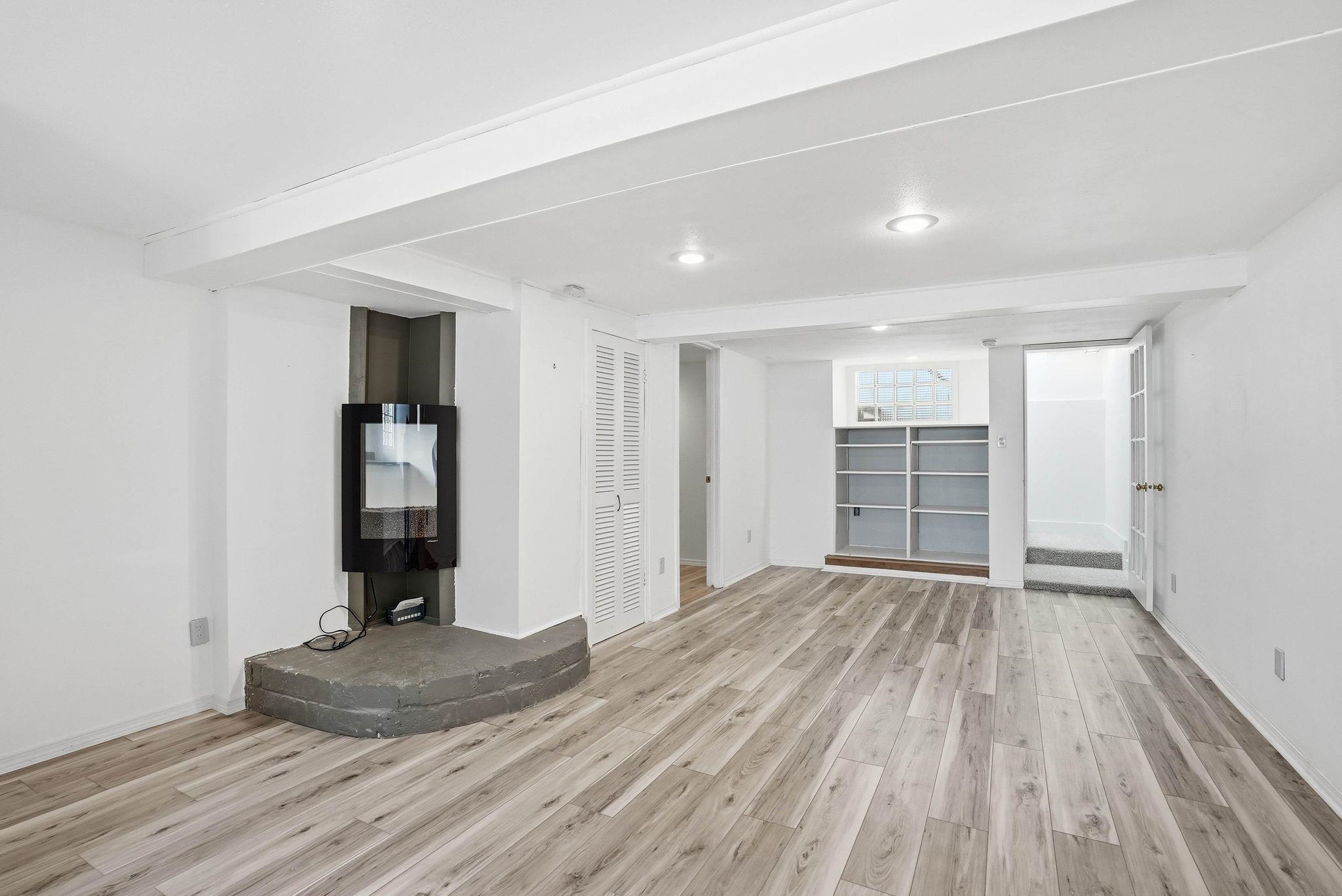 2923 S Manito Blvd - Photo 33