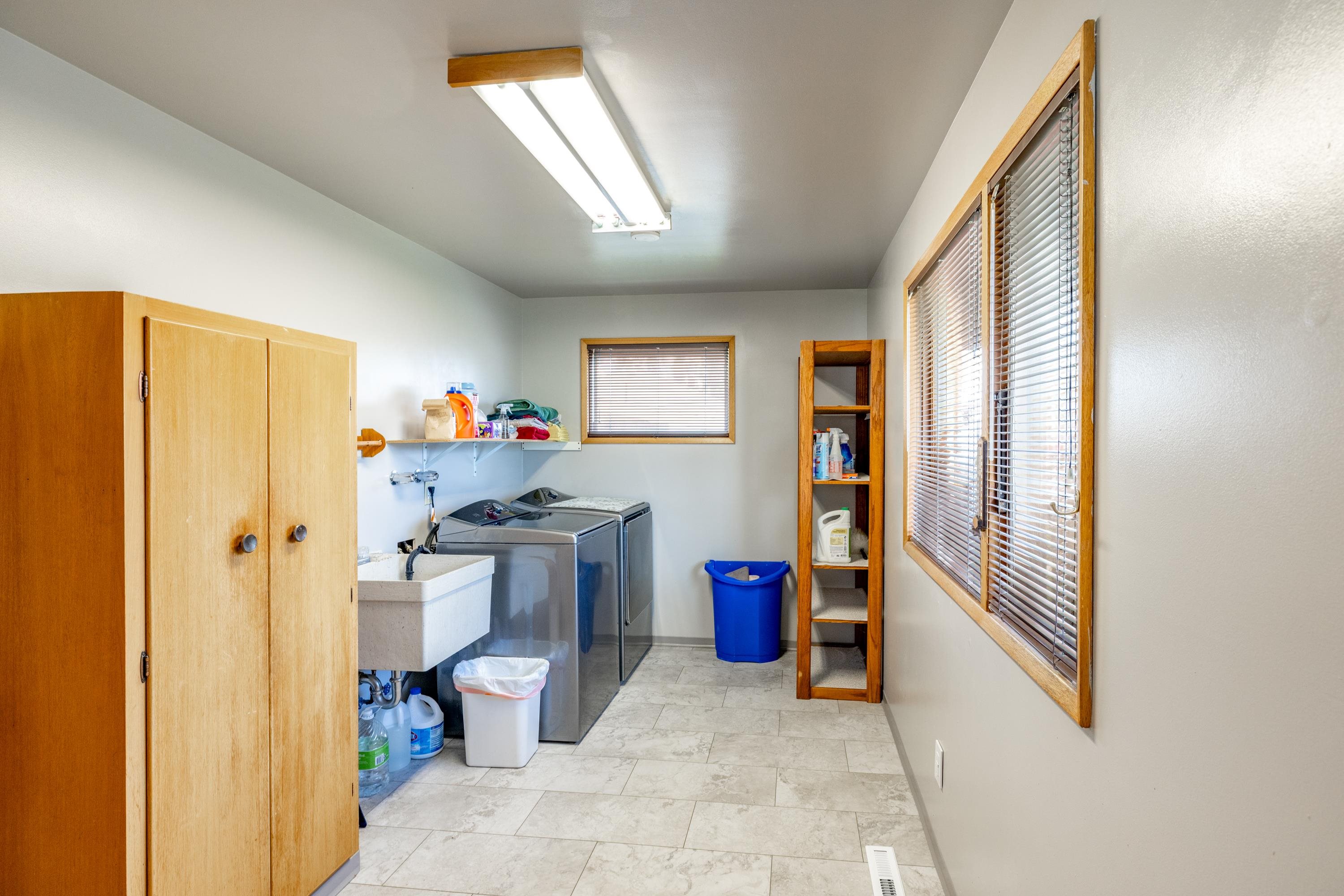 337 W Wabash Ave - Photo 11