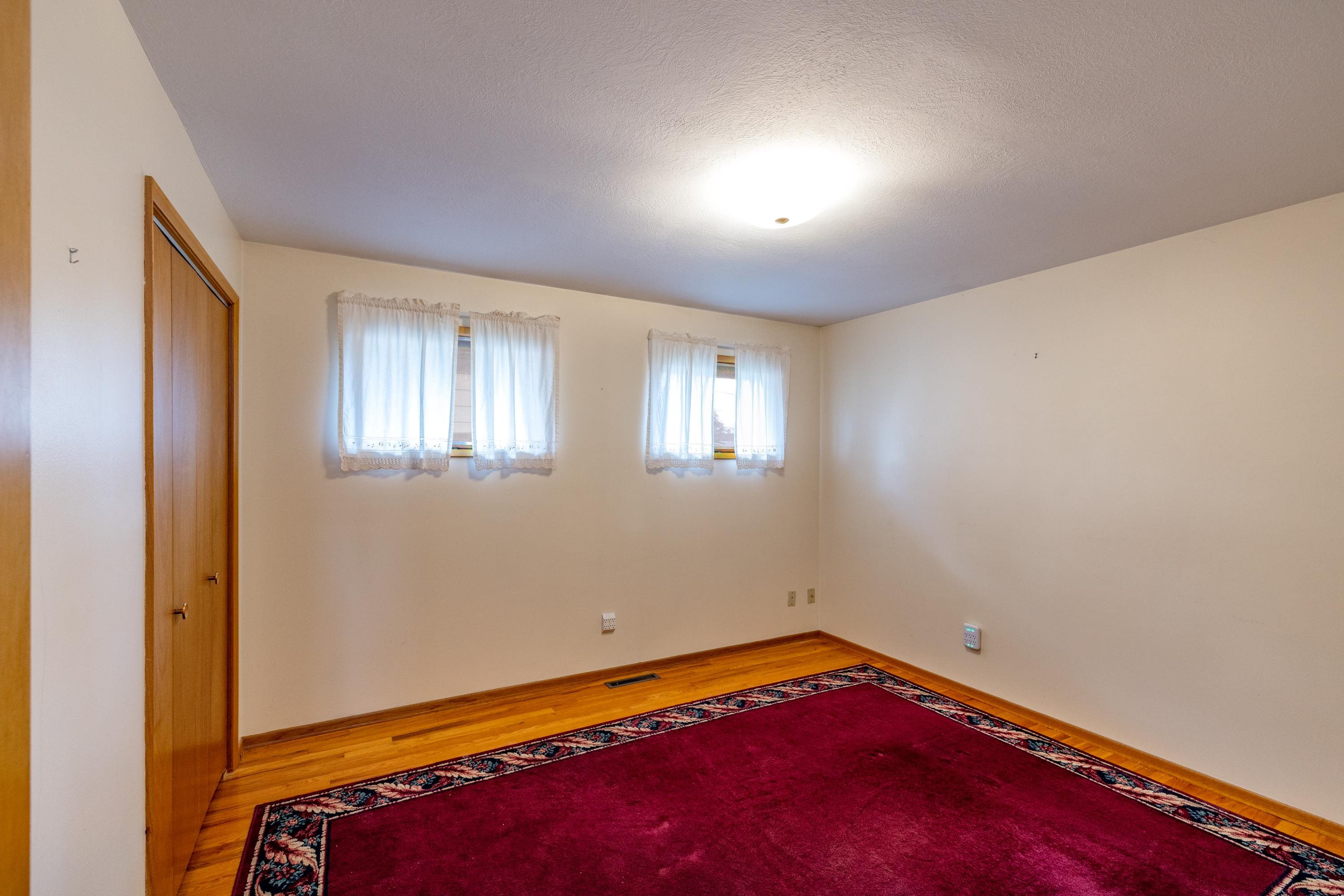 337 W Wabash Ave - Photo 14