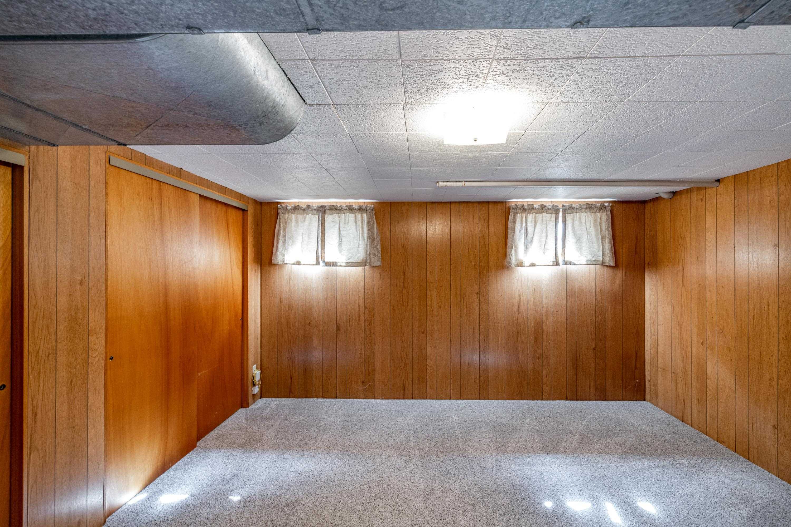 337 W Wabash Ave - Photo 20