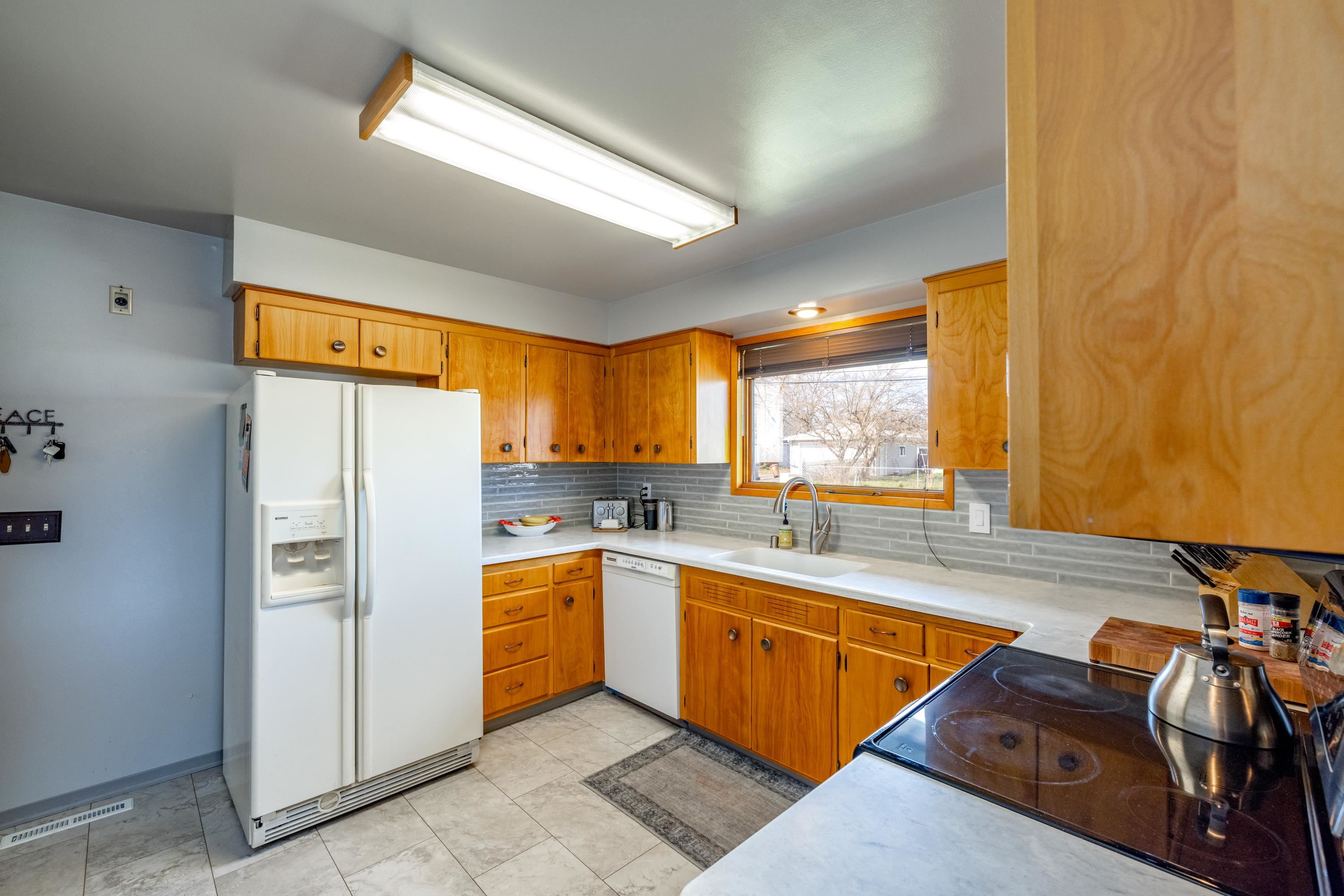 337 W Wabash Ave - Photo 10