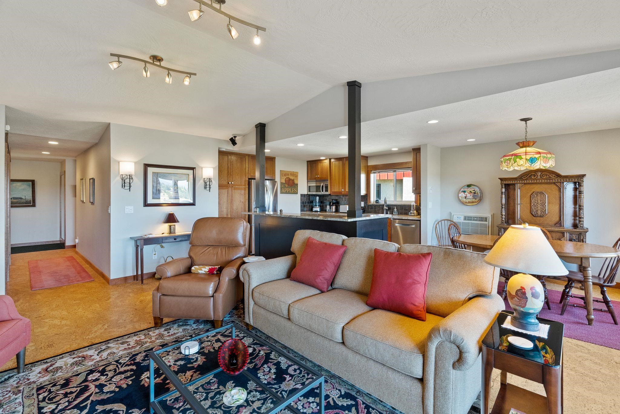 174 S Coeur D'Alene #H301 St - Photo 11