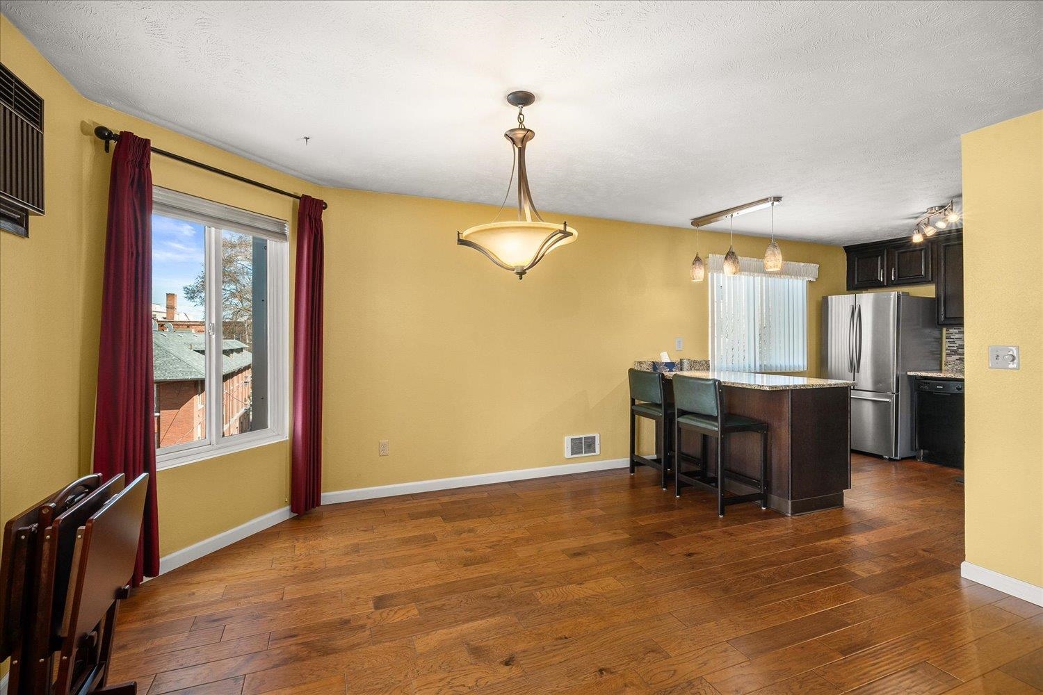 620 W 7th Ave - Photo 14