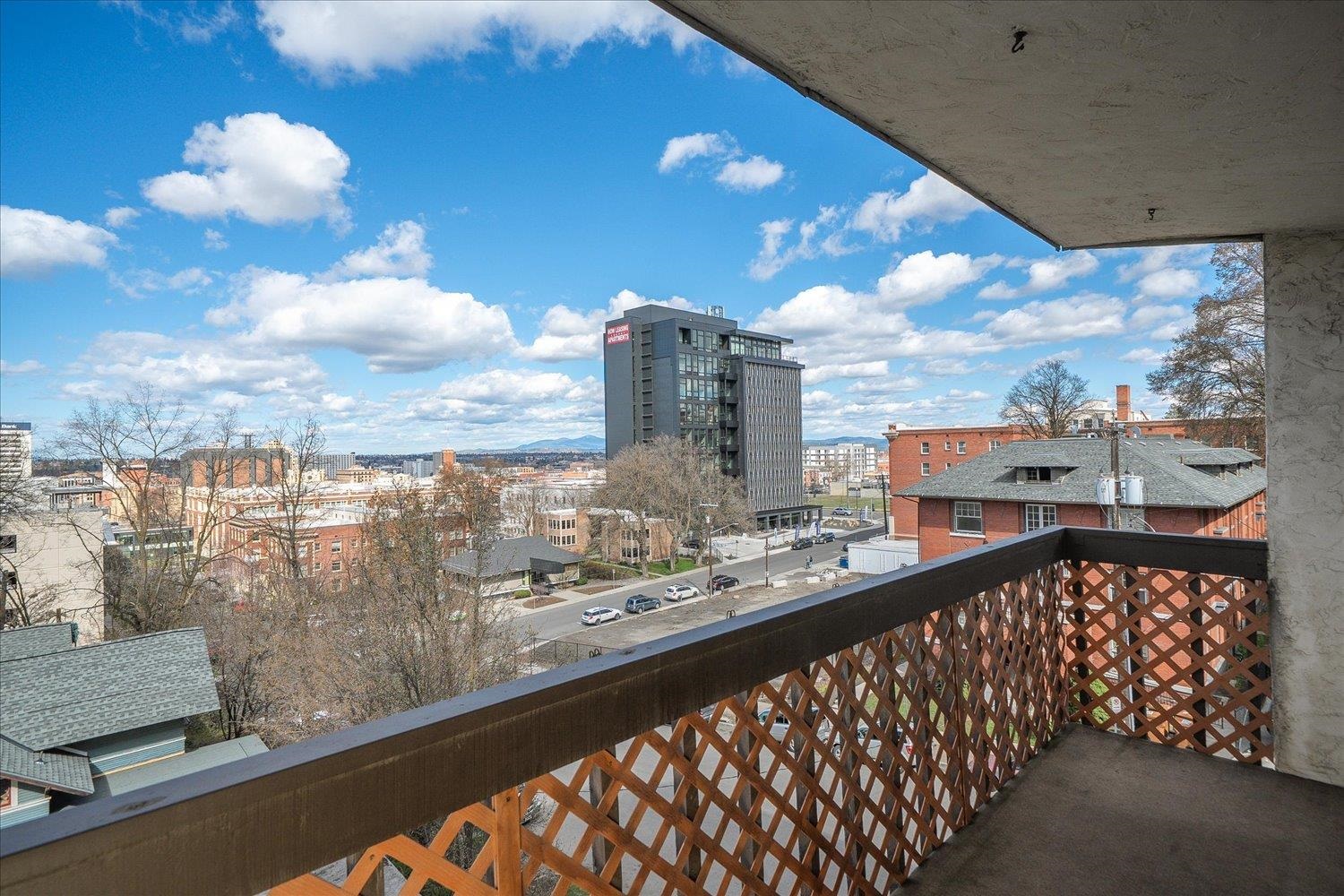 620 W 7th Ave - Photo 22