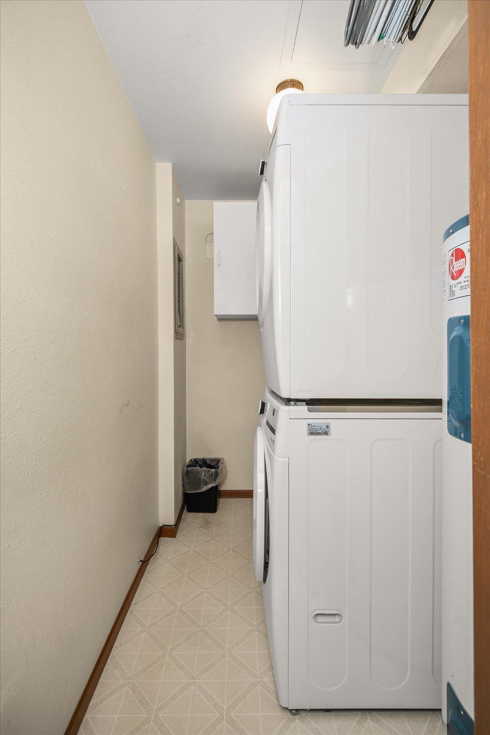 620 W 7th Ave - Photo 35