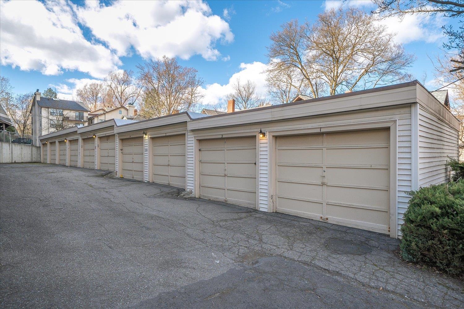 620 W 7th Ave - Photo 38