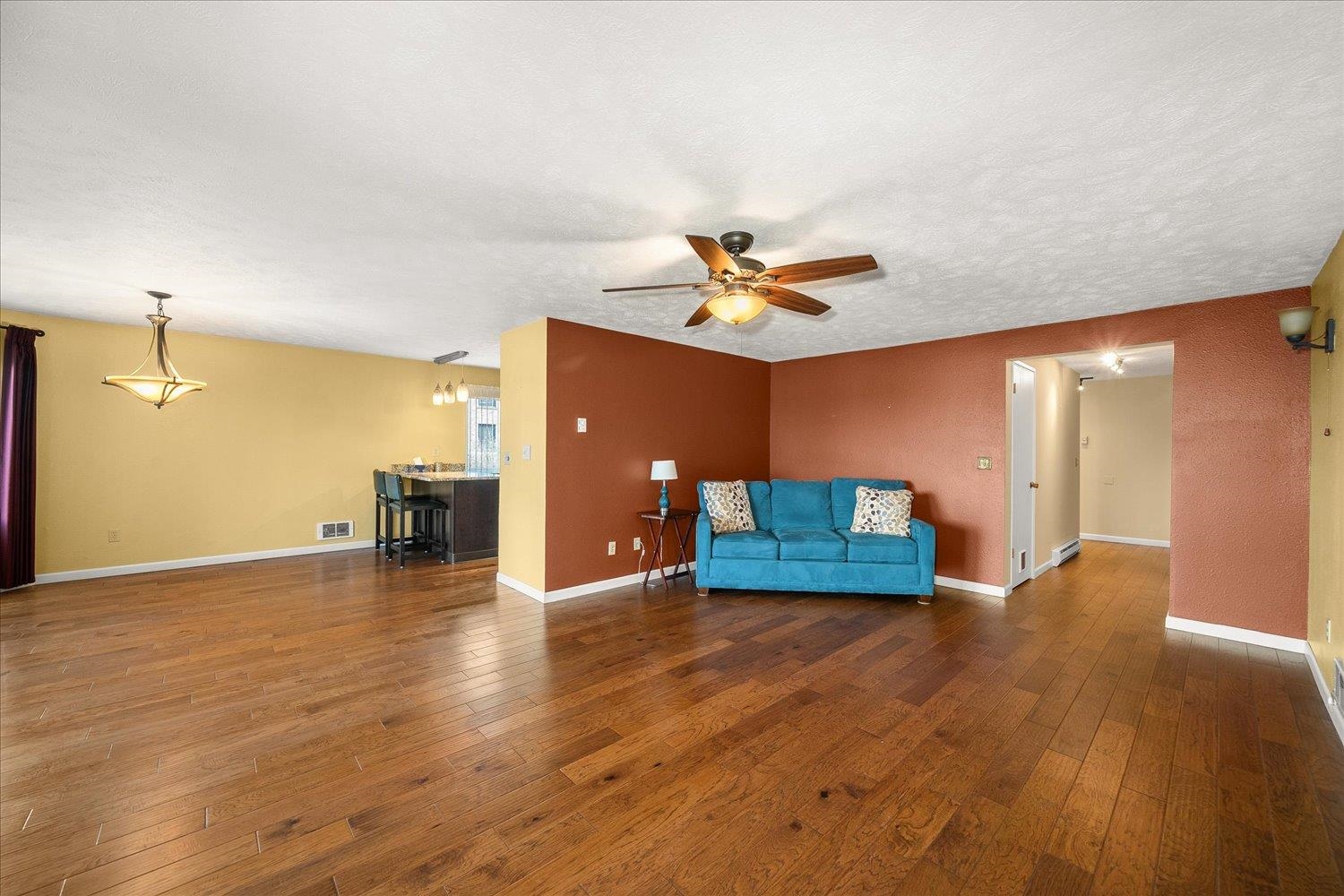 620 W 7th Ave - Photo 9