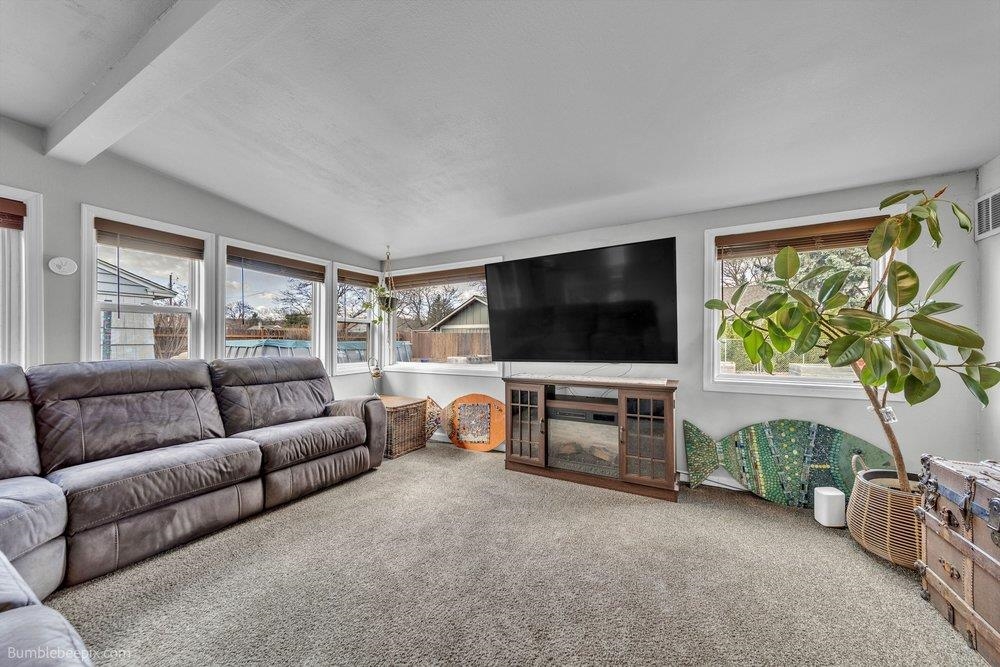 8613 E Bridgeport Ave - Photo 14