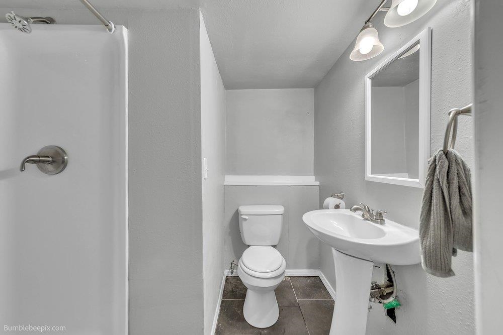 8613 E Bridgeport Ave - Photo 21