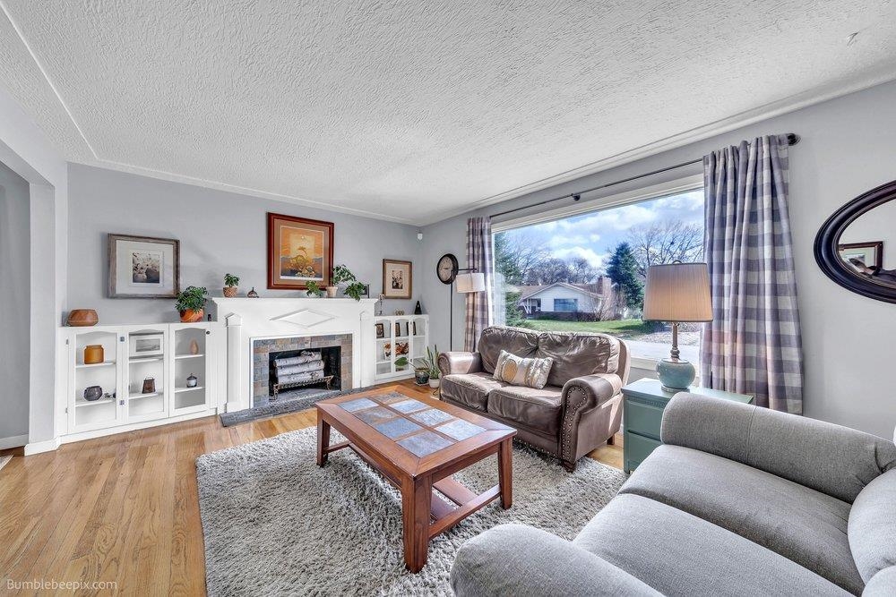 8613 E Bridgeport Ave - Photo 4