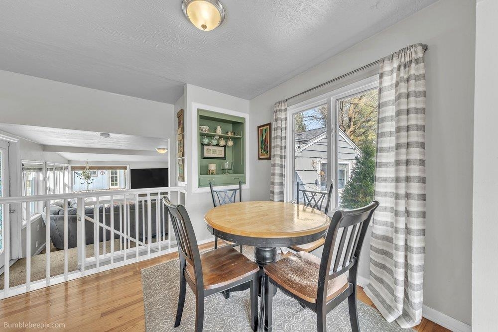8613 E Bridgeport Ave - Photo 8