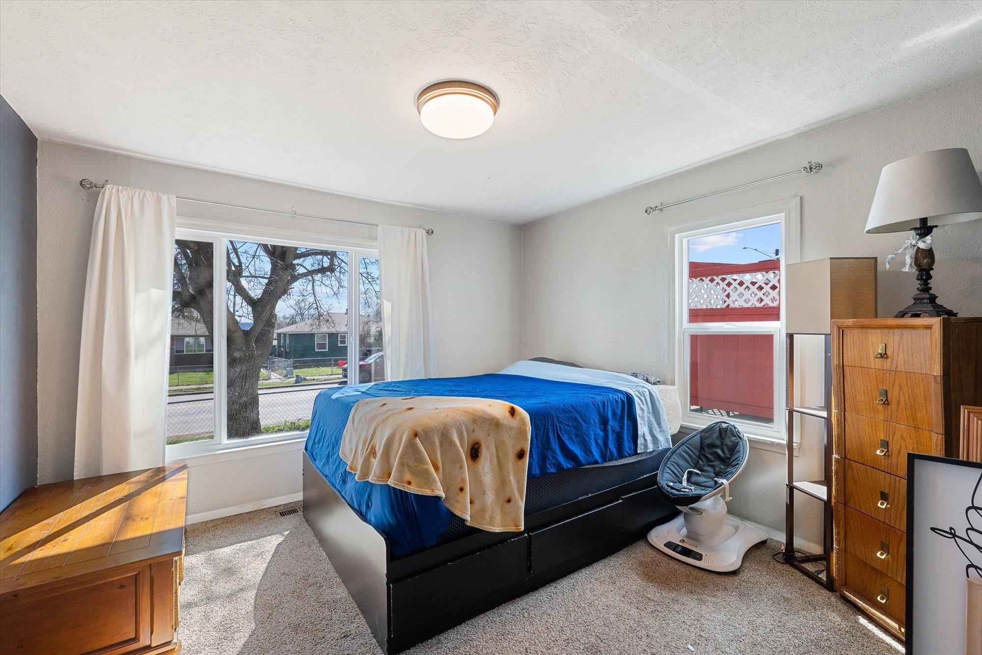 1611 E Bridgeport Ave - Photo 15