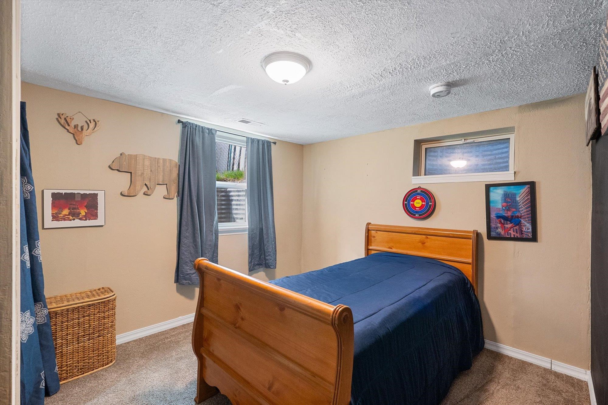 1611 E Bridgeport Ave - Photo 22