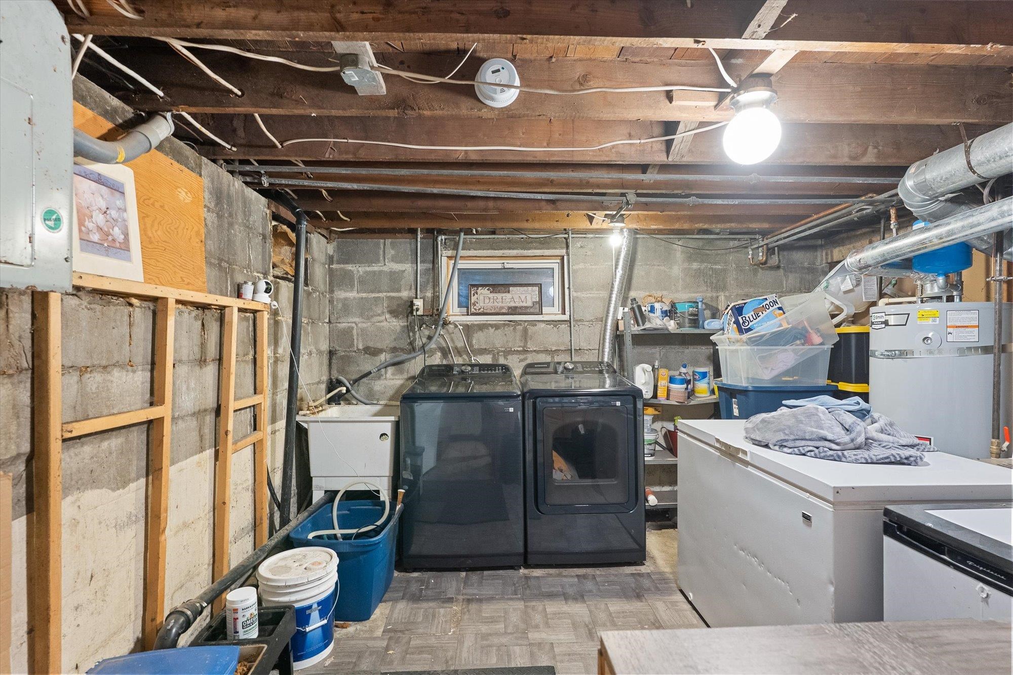 1611 E Bridgeport Ave - Photo 24