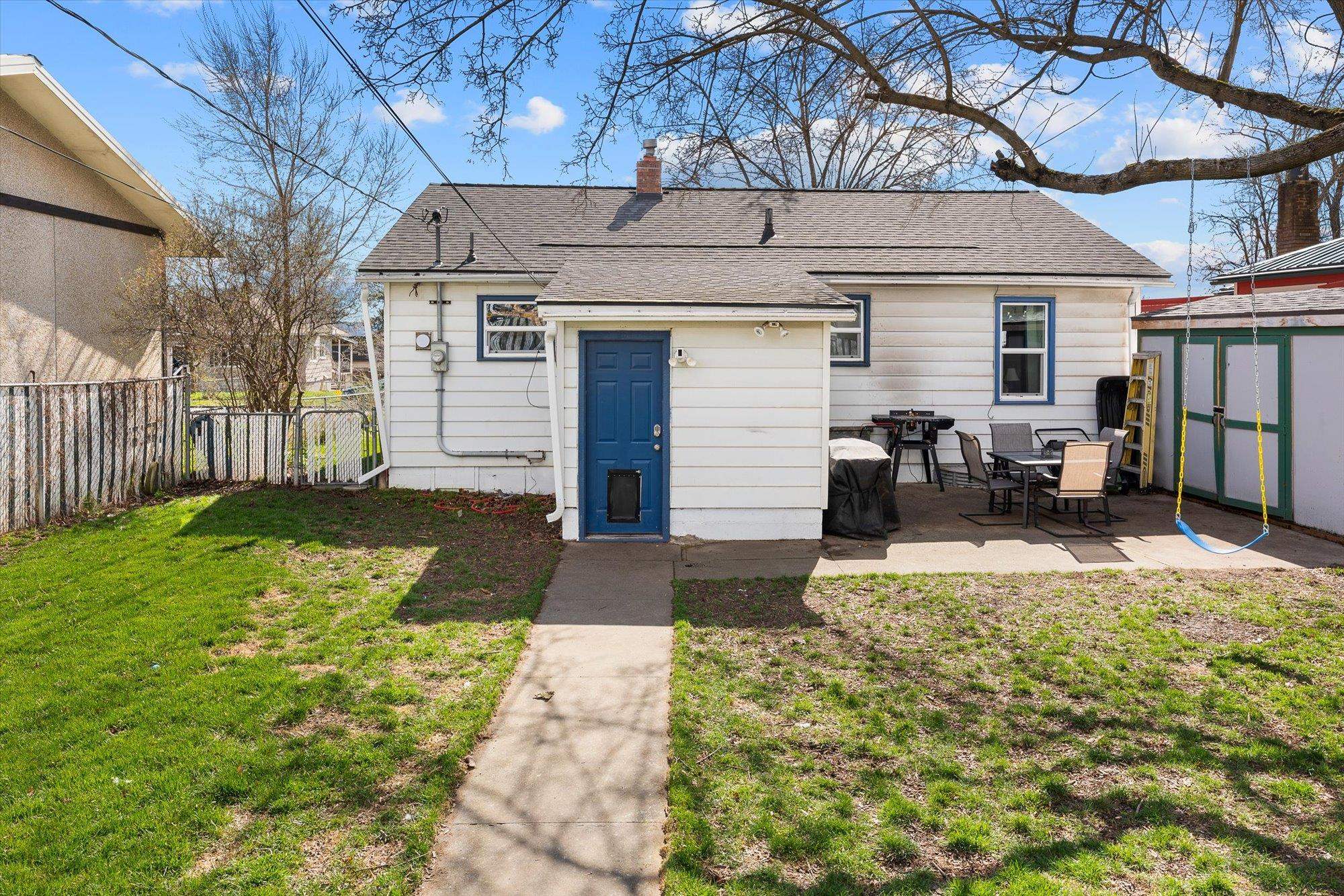 1611 E Bridgeport Ave - Photo 25