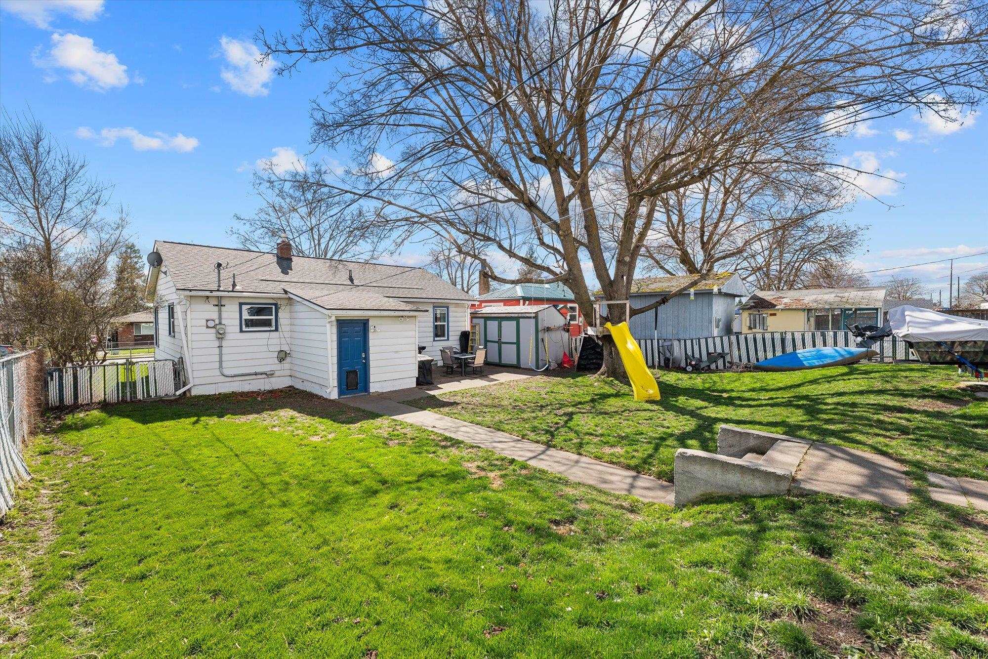 1611 E Bridgeport Ave - Photo 26