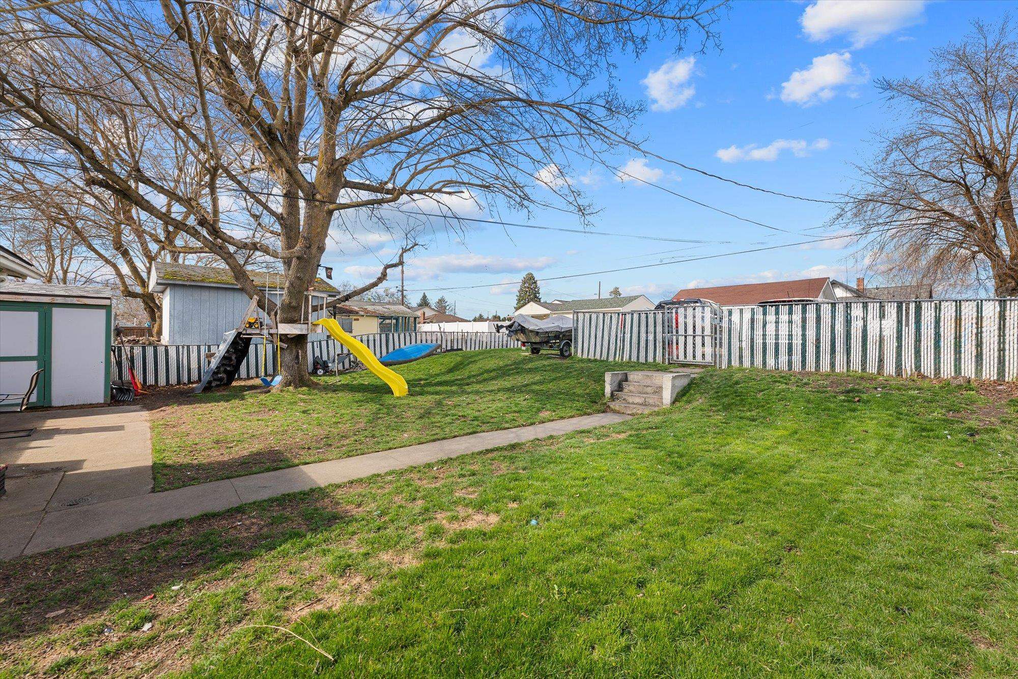 1611 E Bridgeport Ave - Photo 27