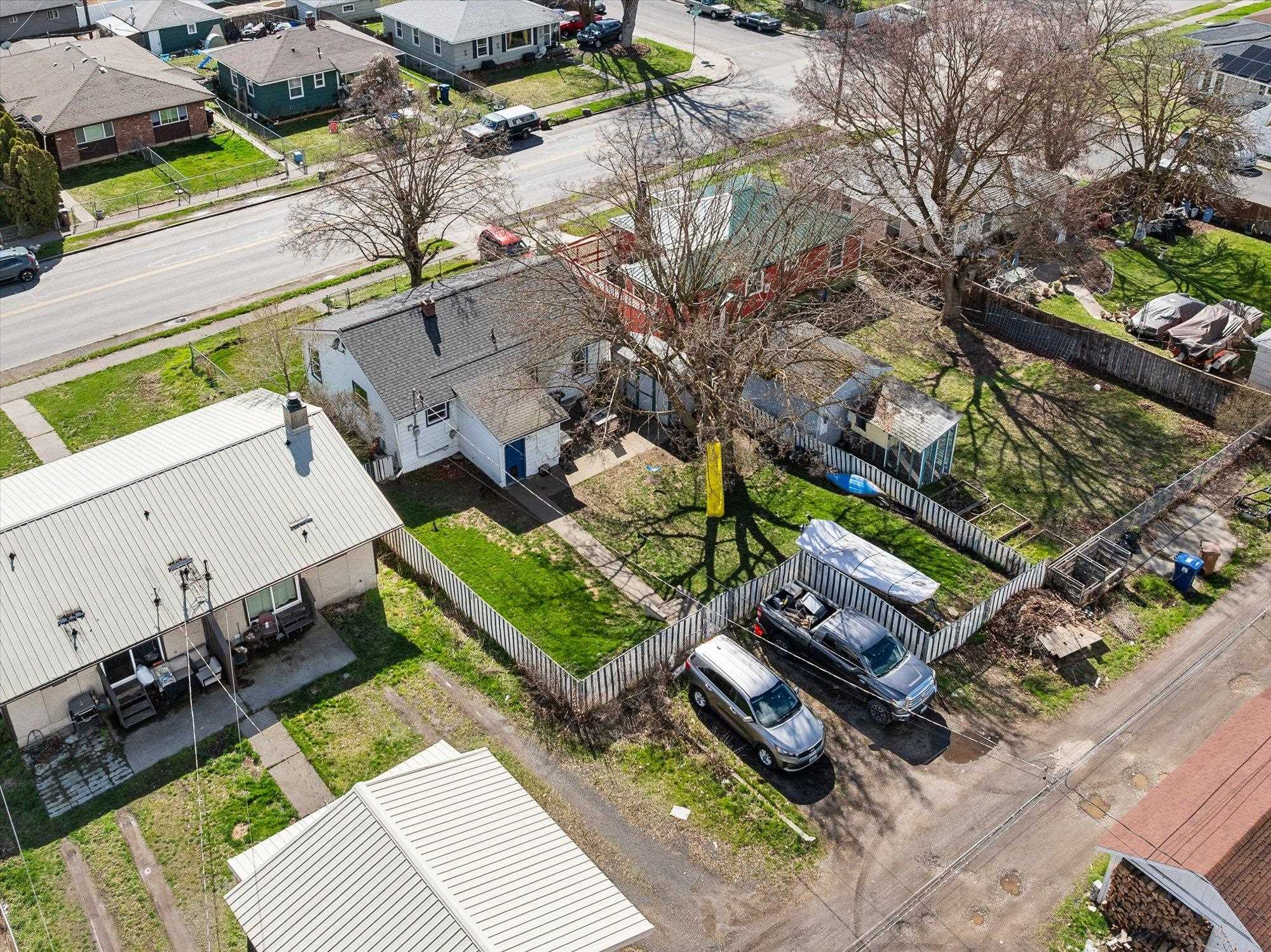 1611 E Bridgeport Ave - Photo 5