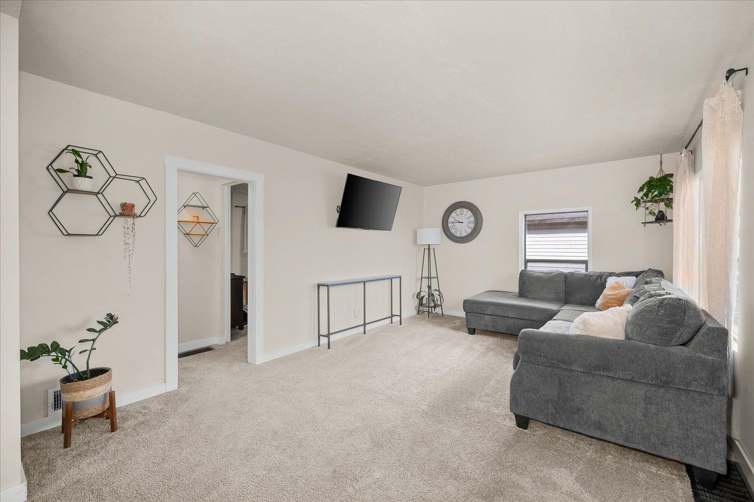 1907 N Nelson St - Photo 4