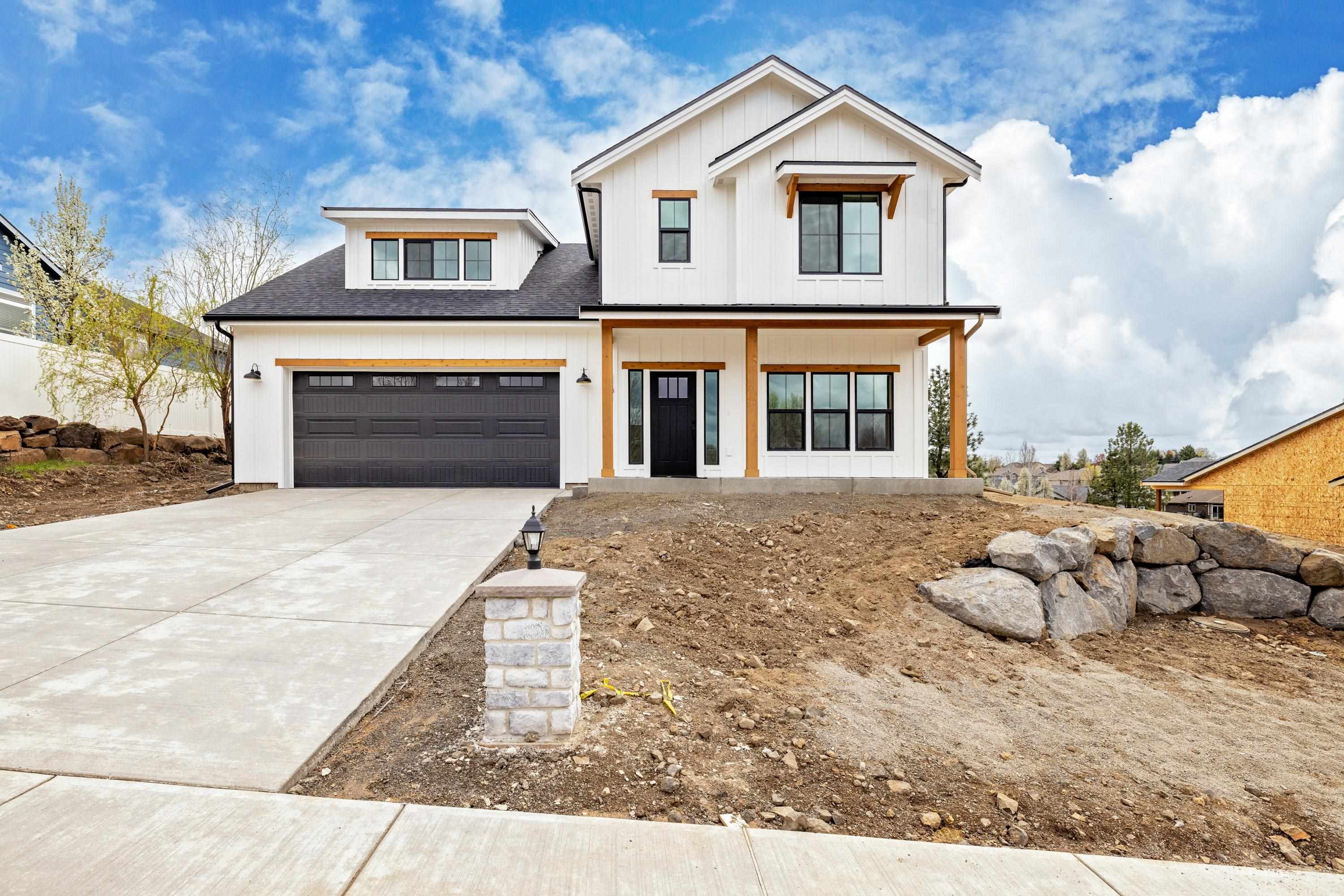 2205 W Cascade Way - Photo 1