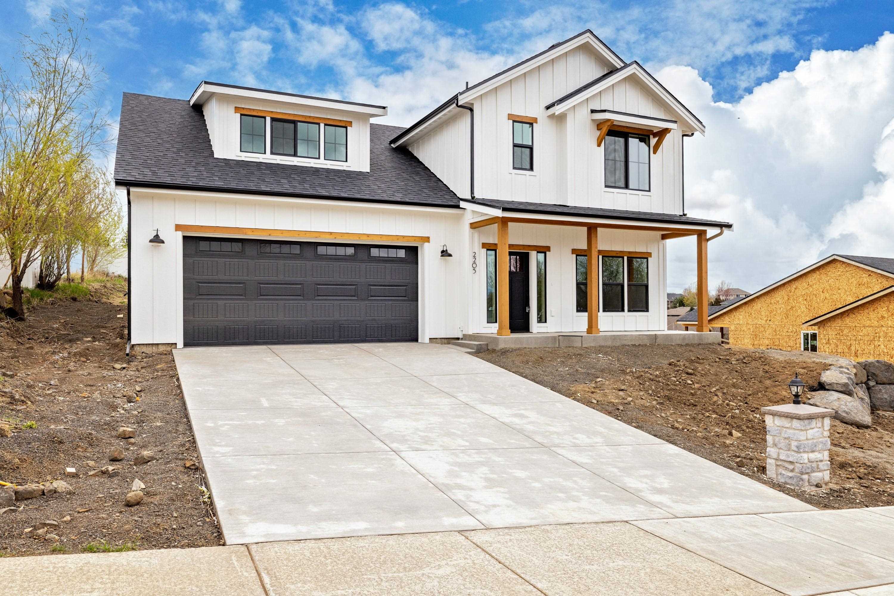 2205 W Cascade Way - Photo 2