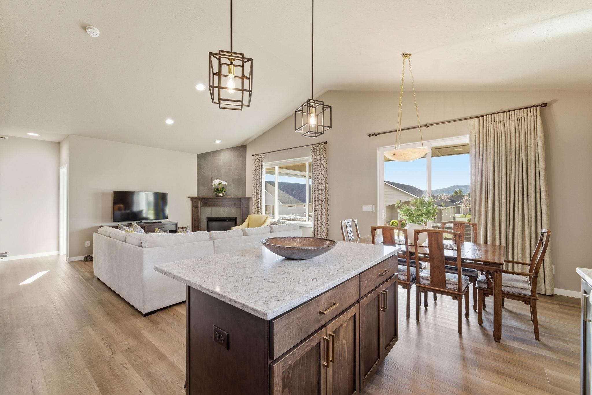 2655 N Rydal Ln - Photo 10