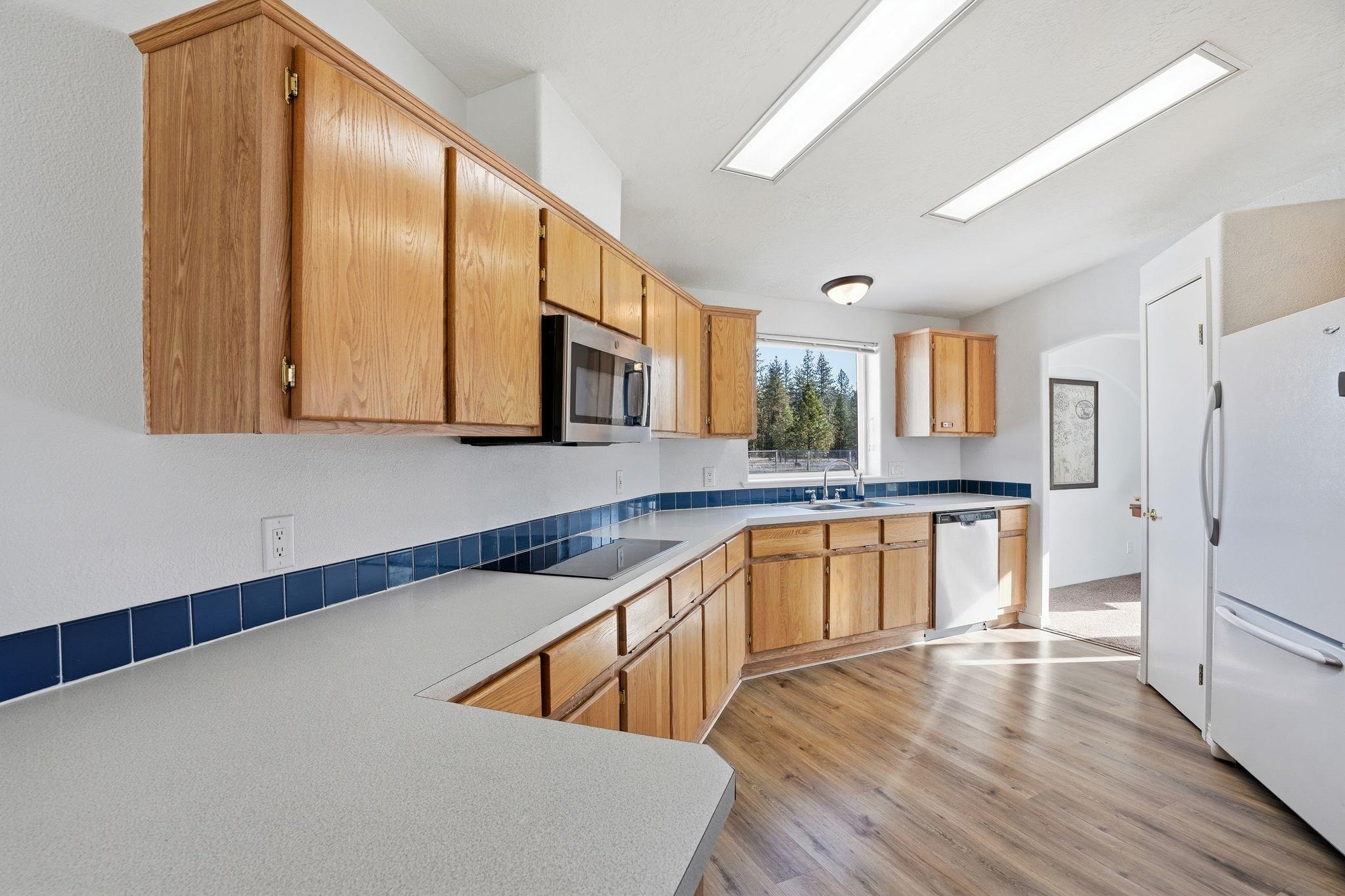 7684 Adams Drive Way - Photo 13