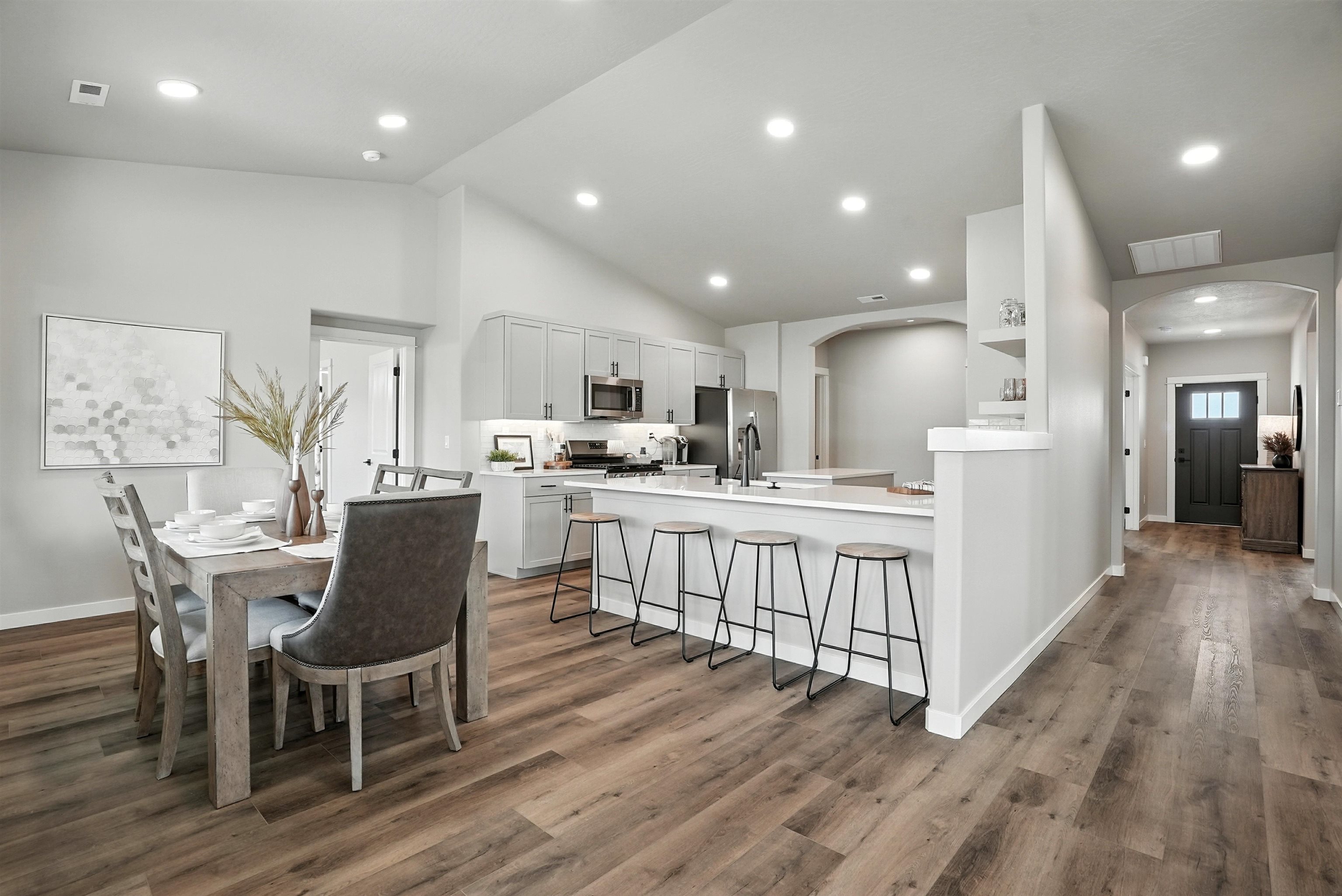 1736 S Moen St - Photo 3