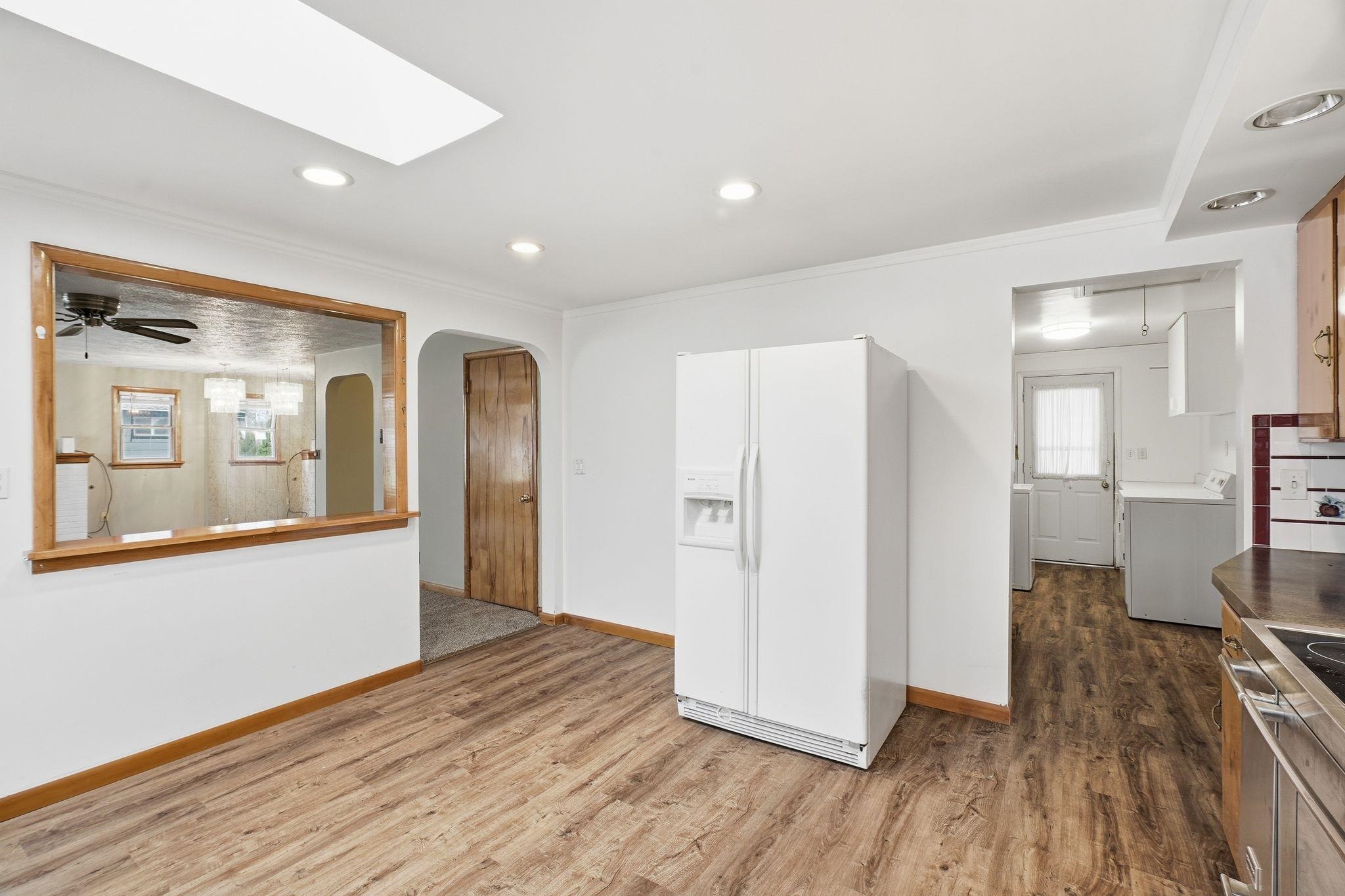 554 E North Ave - Photo 12