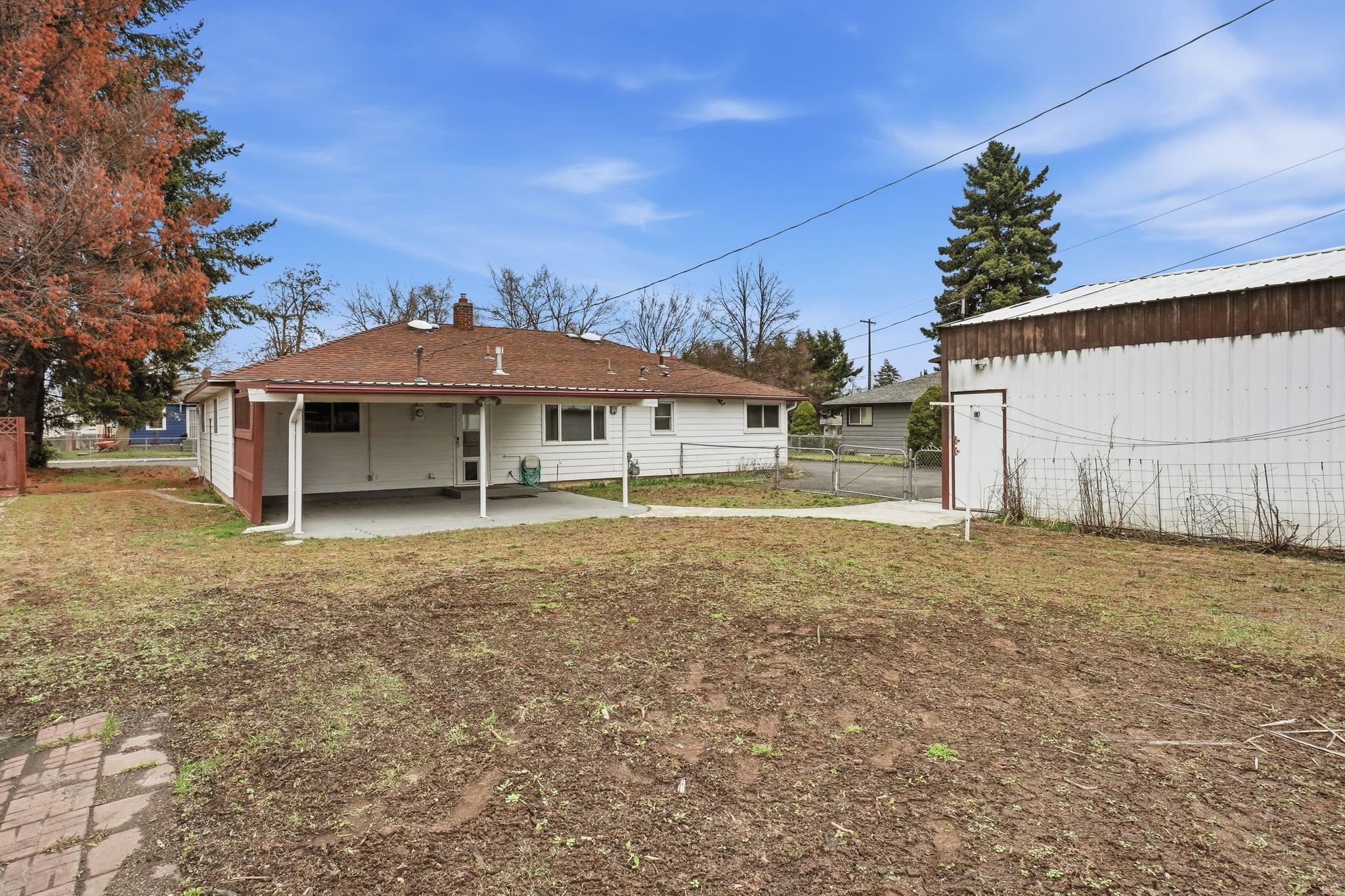 554 E North Ave - Photo 25
