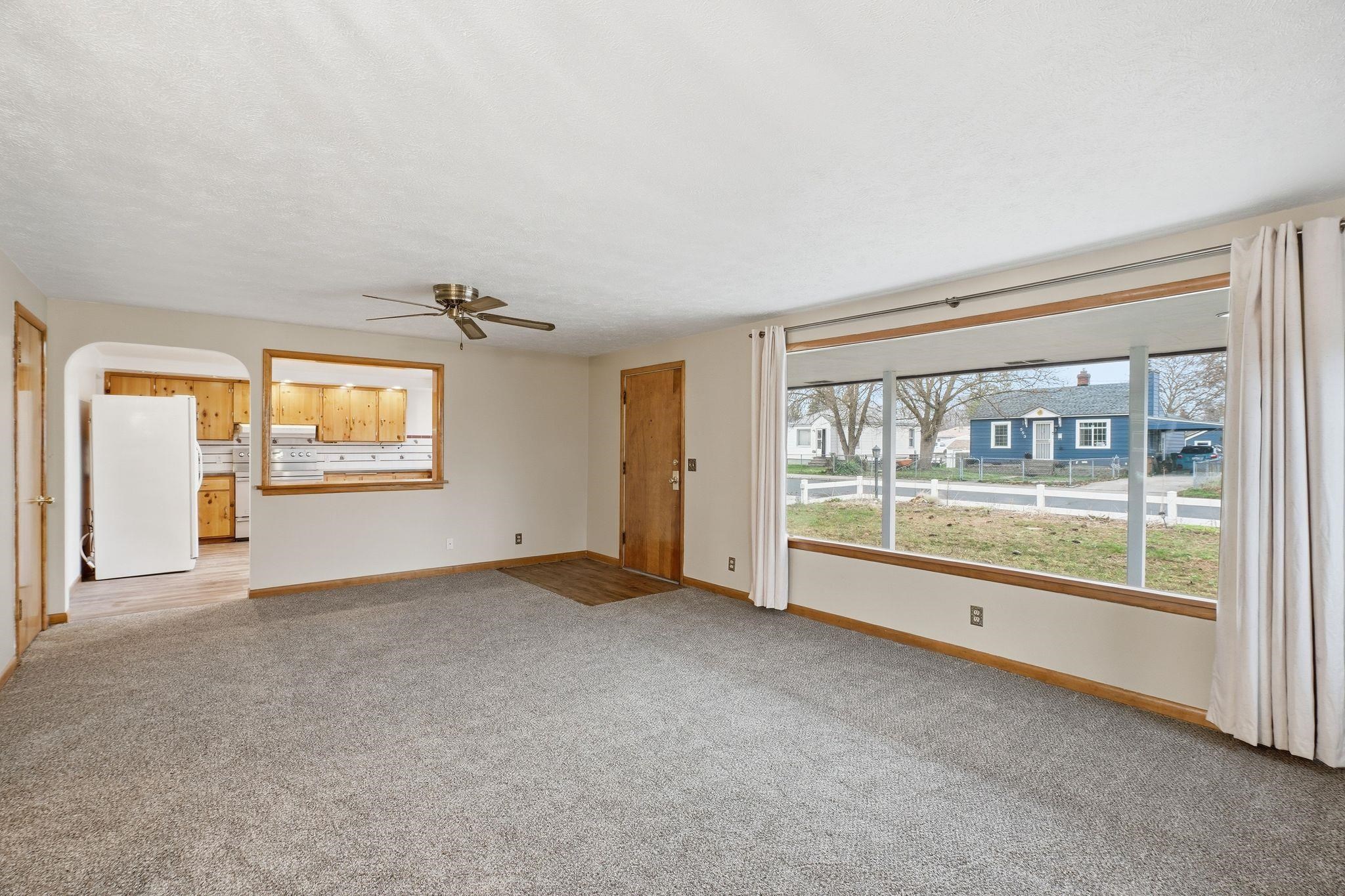 554 E North Ave - Photo 8
