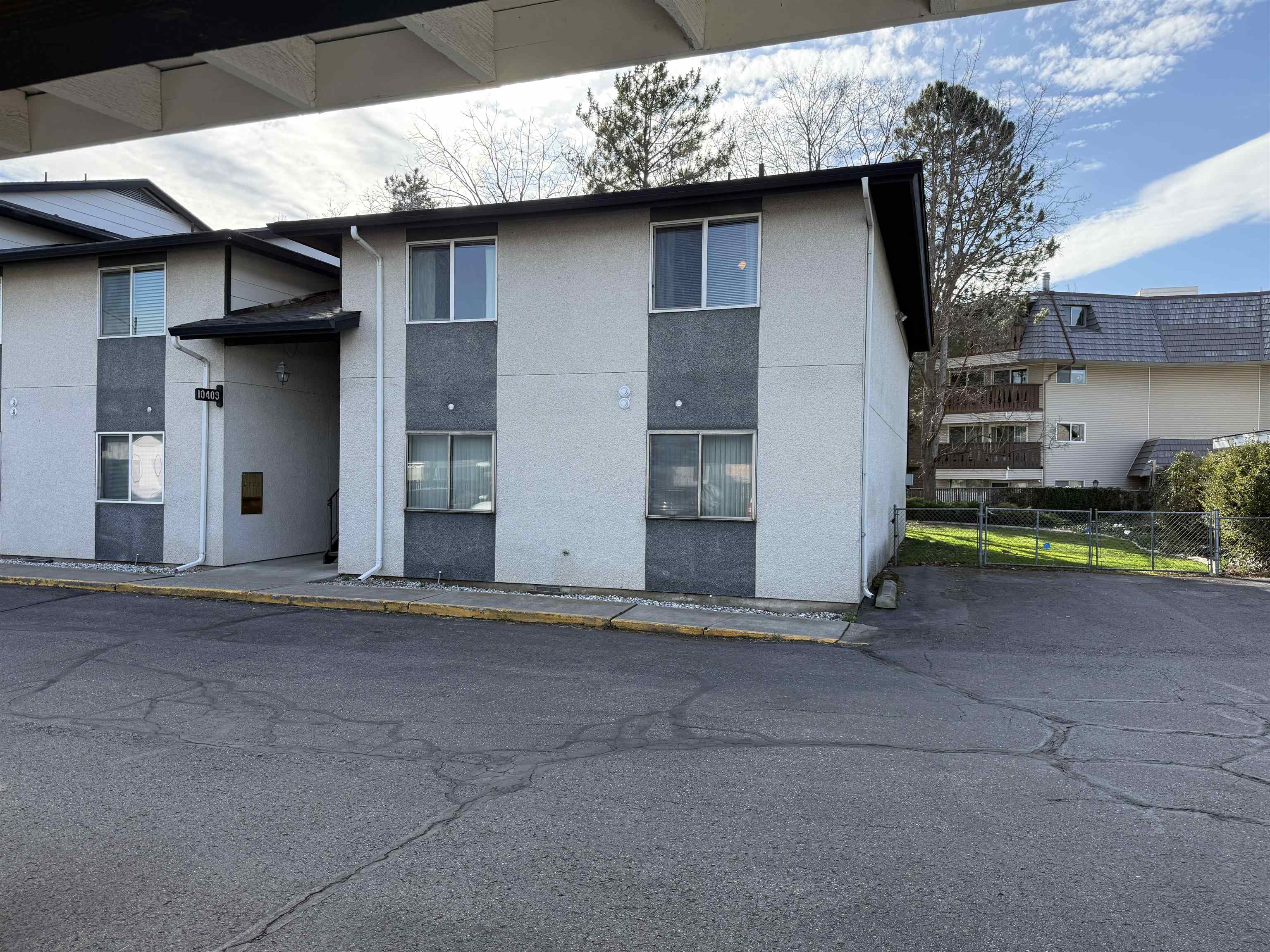 10409 E Main Ave - Photo 20