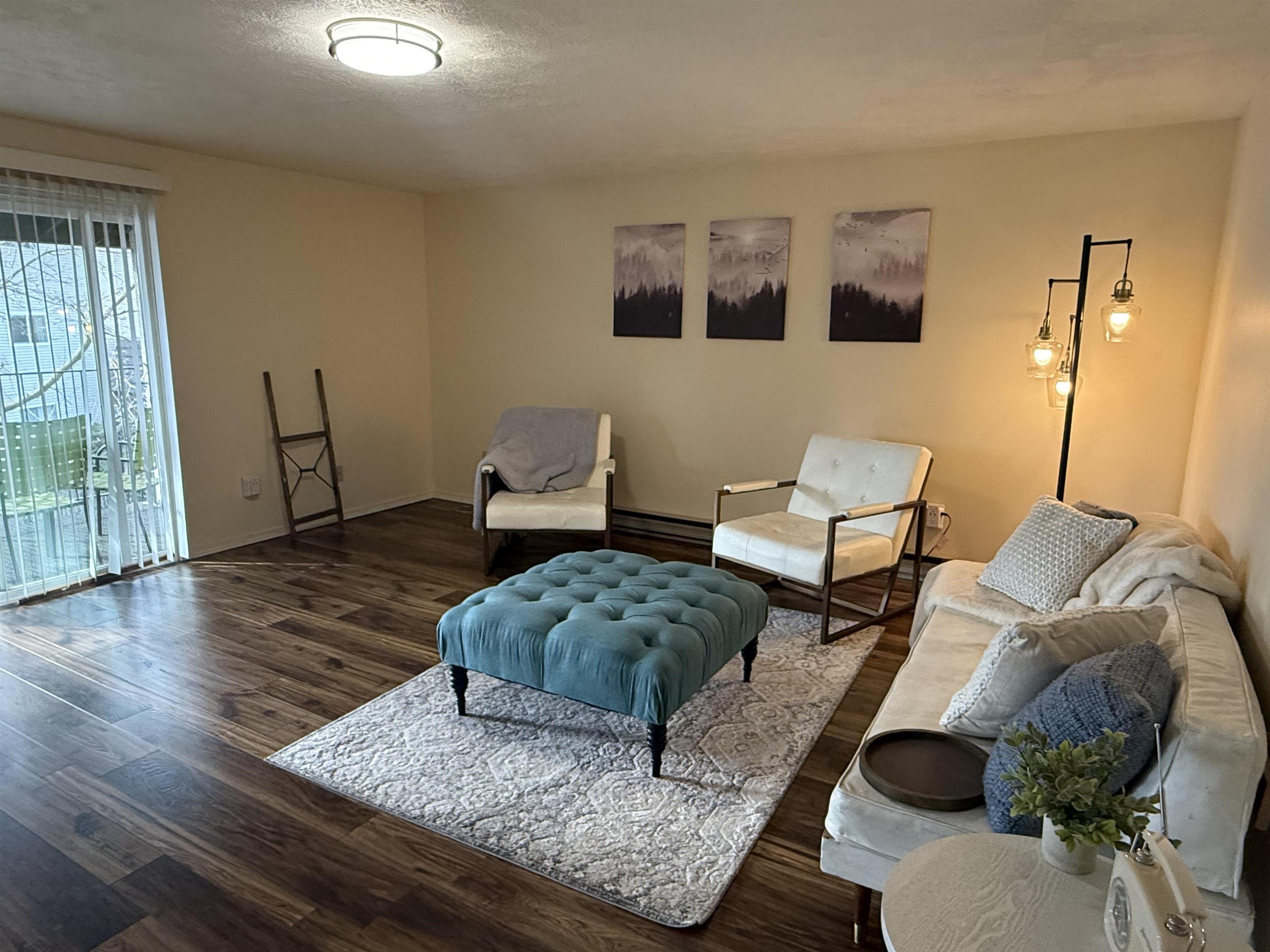 10409 E Main Ave - Photo 3