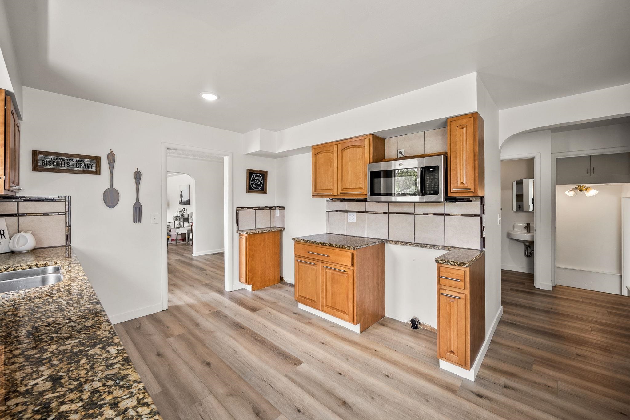 2603 E Wellesley Ave - Photo 11