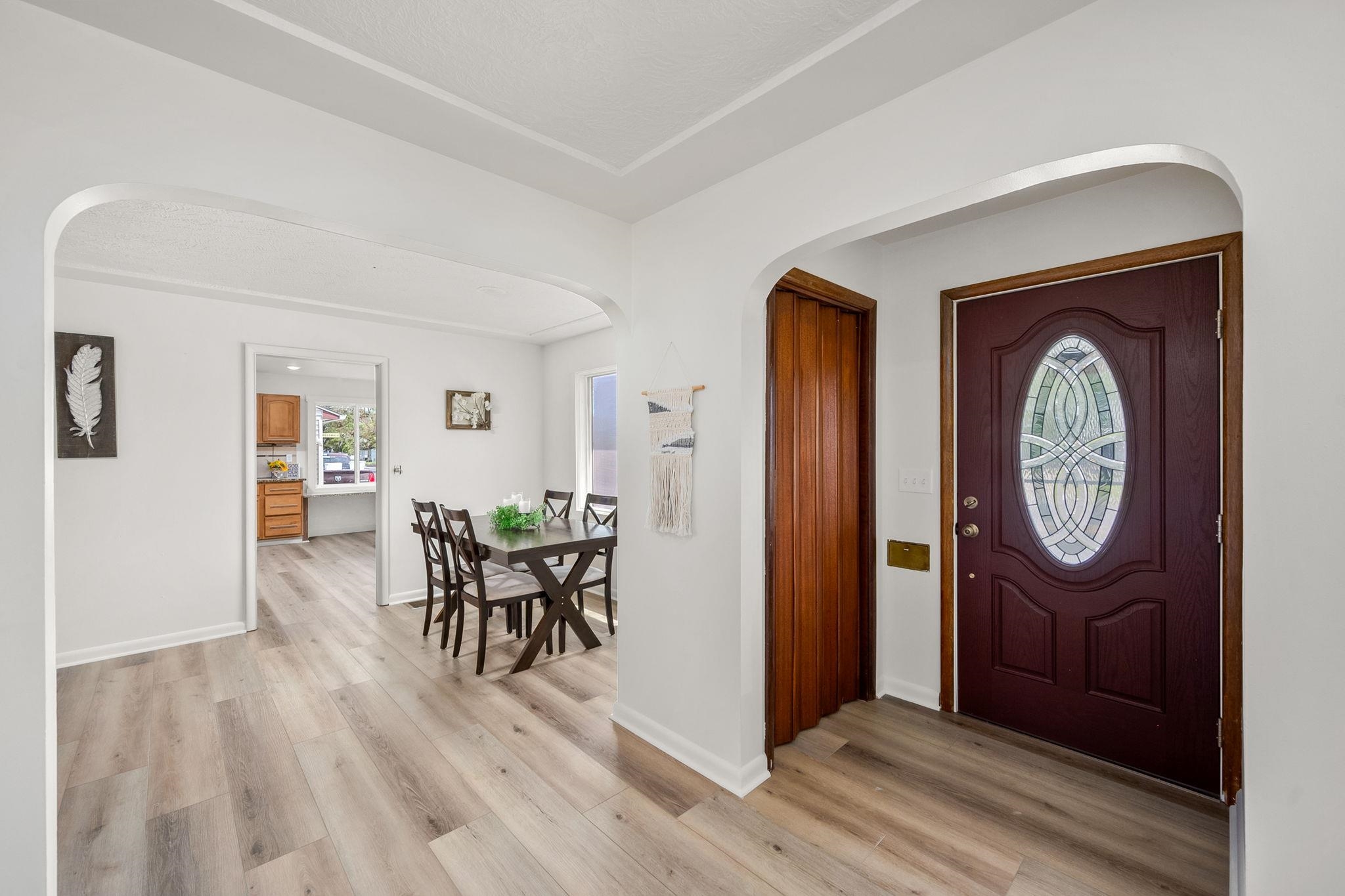 2603 E Wellesley Ave - Photo 3
