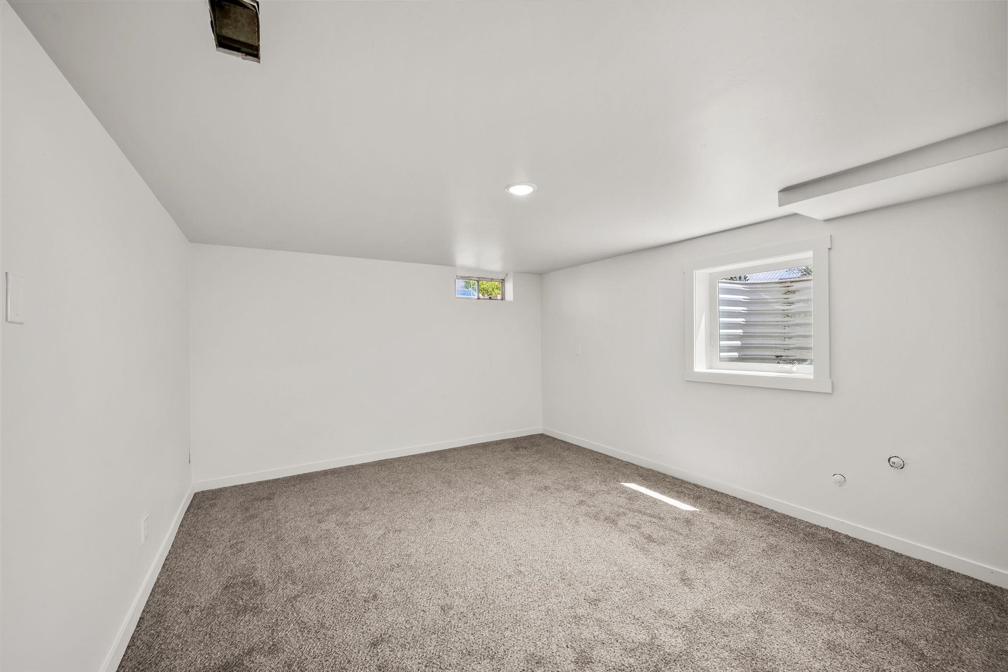 2603 E Wellesley Ave - Photo 21