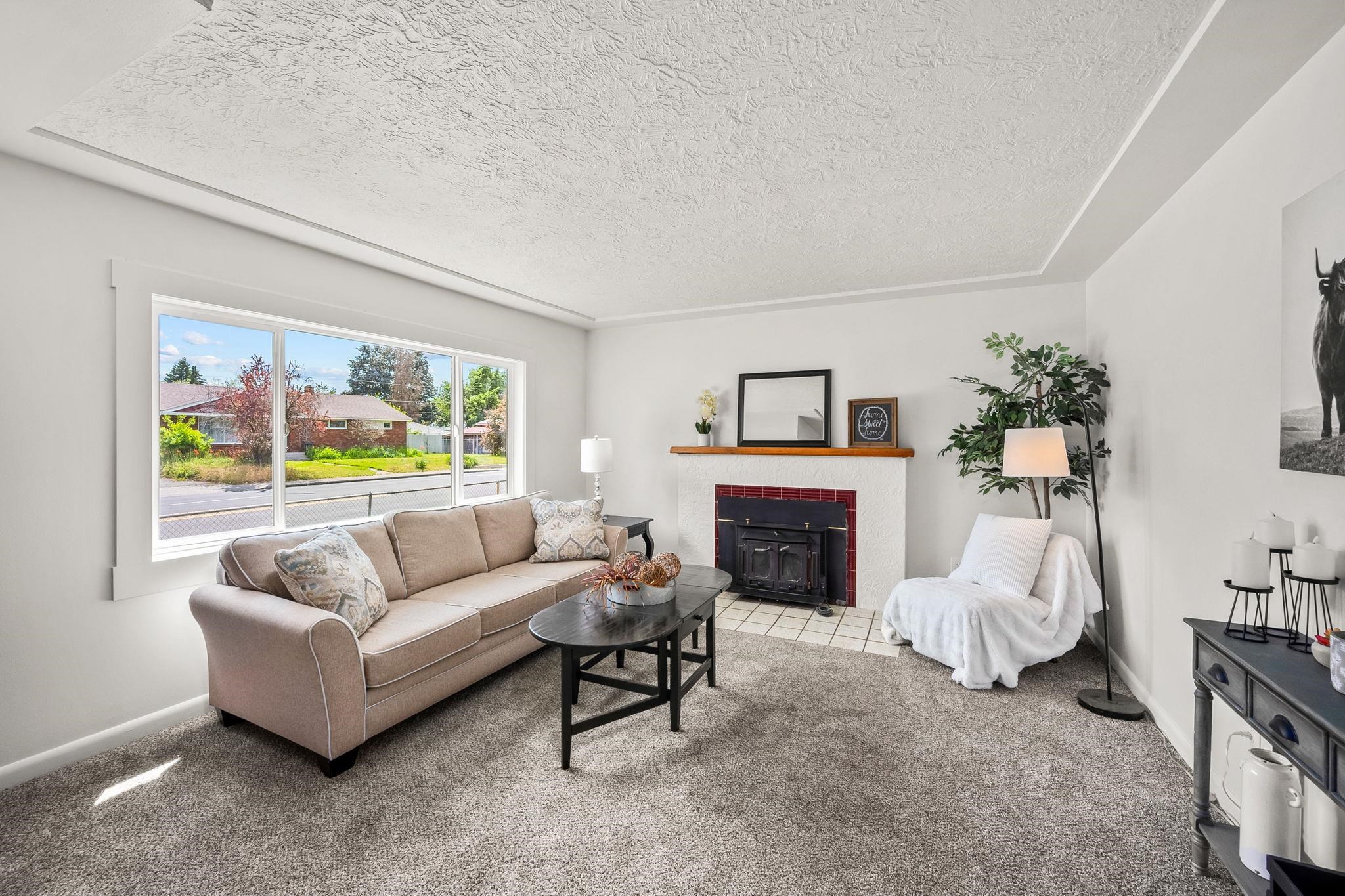 2603 E Wellesley Ave - Photo 4