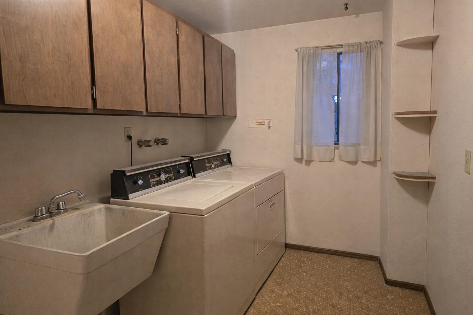 5508 Northwood Dr - Photo 8