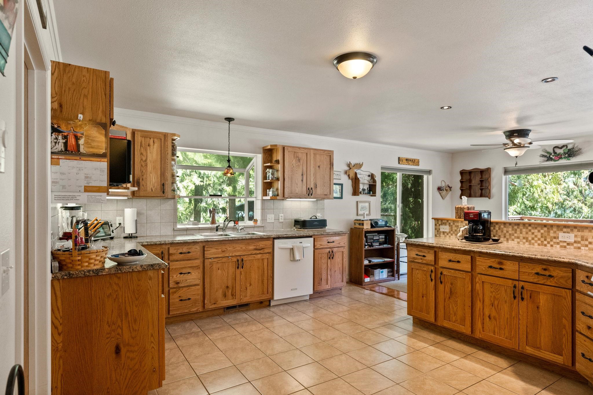 2876 Deep Lake South Shore Rd - Photo 13