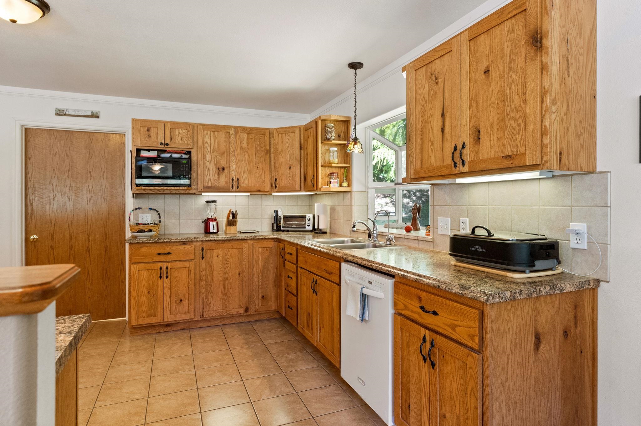 2876 Deep Lake South Shore Rd - Photo 14
