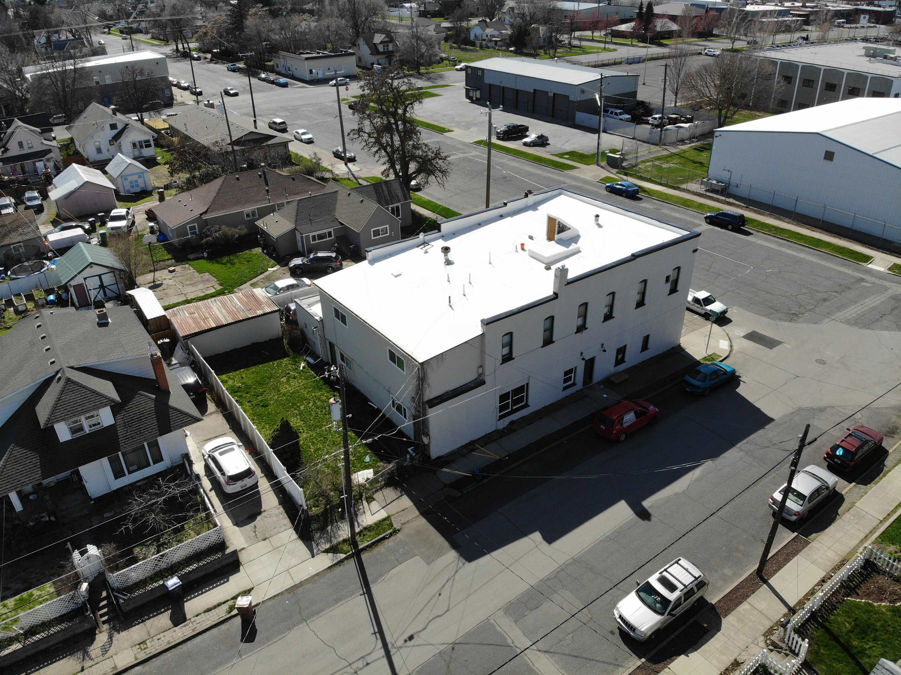 2228 N Astor St - Photo 3